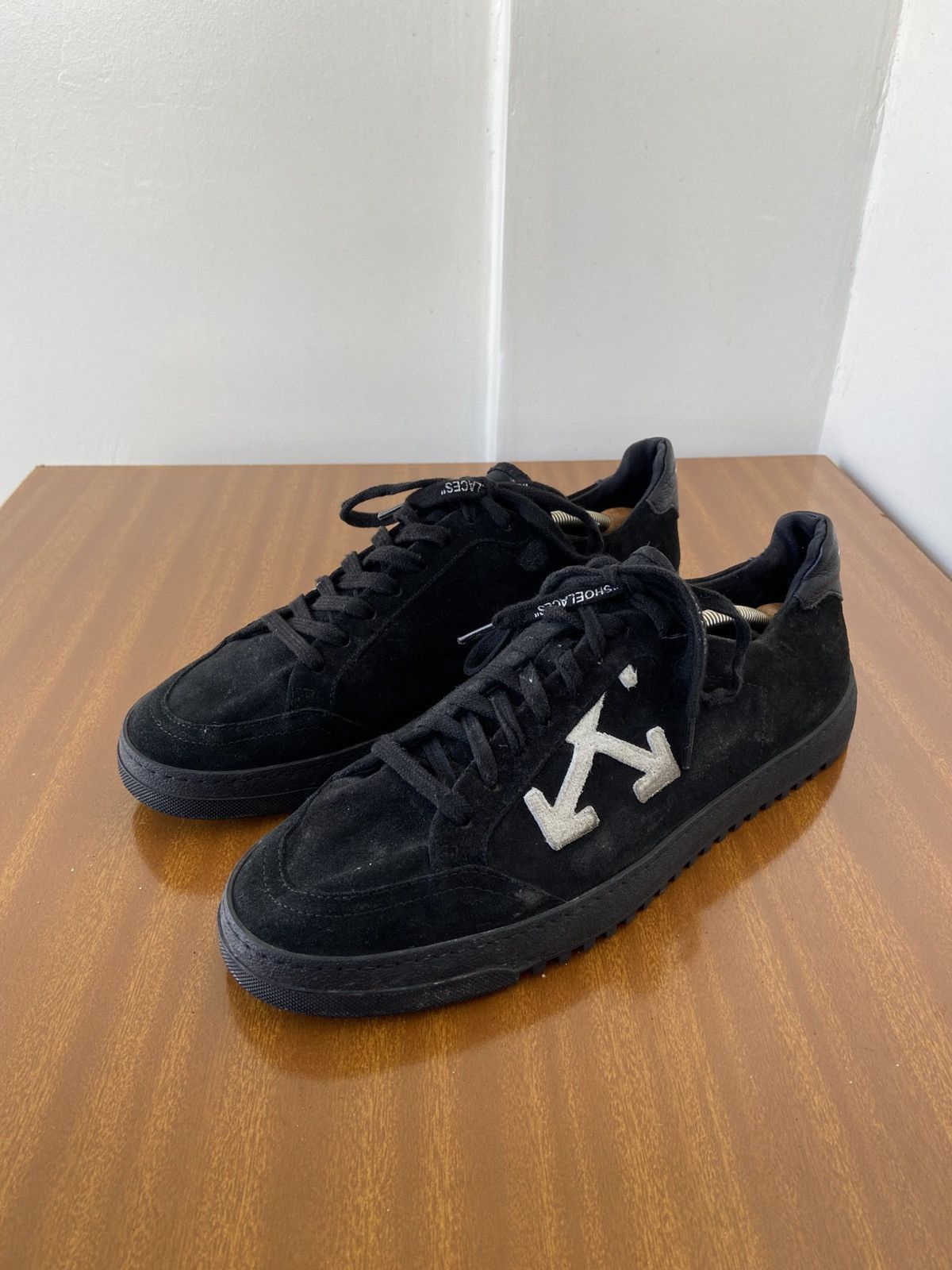 Off-White Off-white Size US 10 / EU 43 - 2 Thumbnail