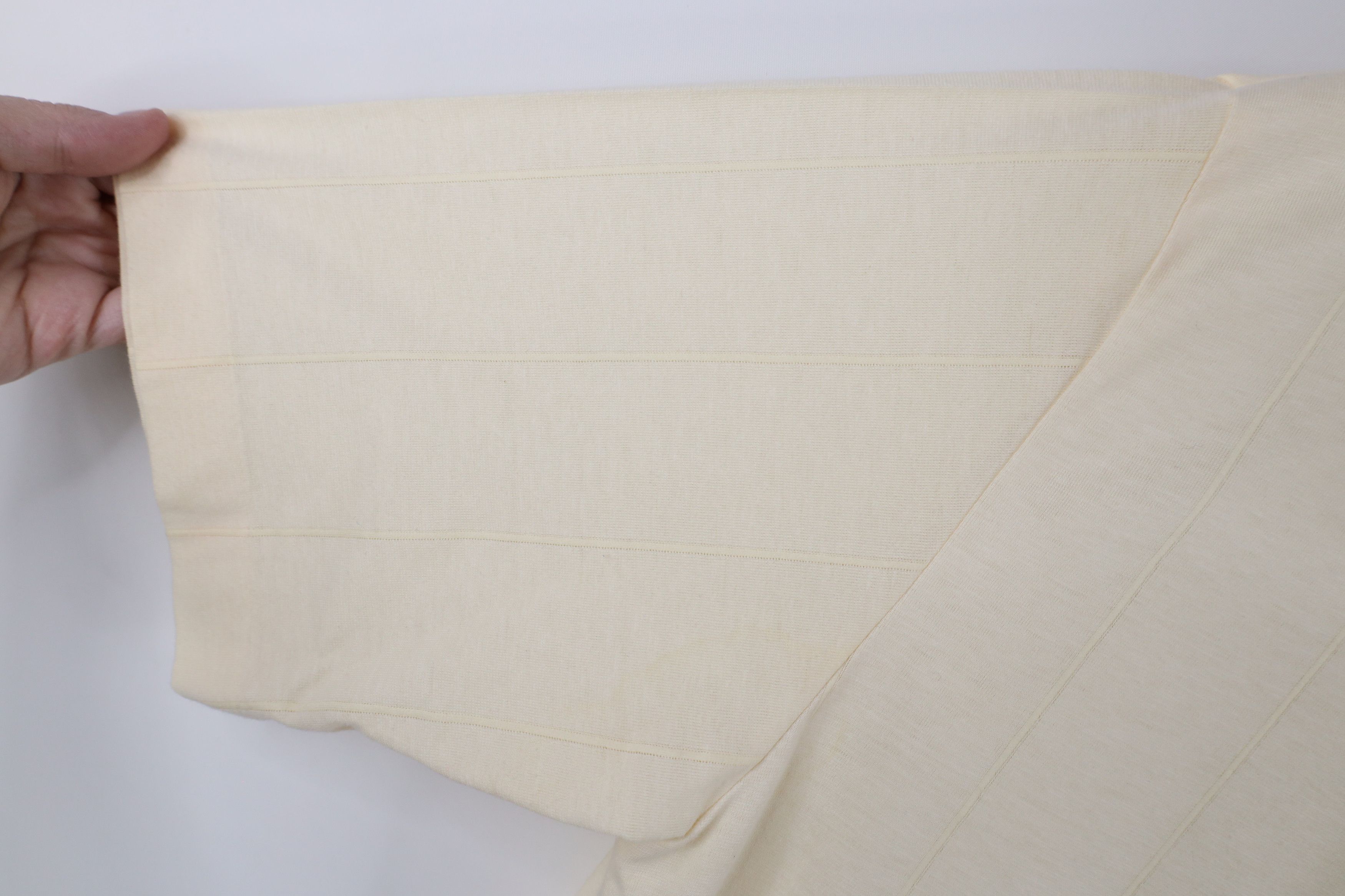 Vintage Vintage 70s Streetwear Knit Collared Polo Shirt Cream Size US L / EU 52-54 / 3 - 7 Thumbnail