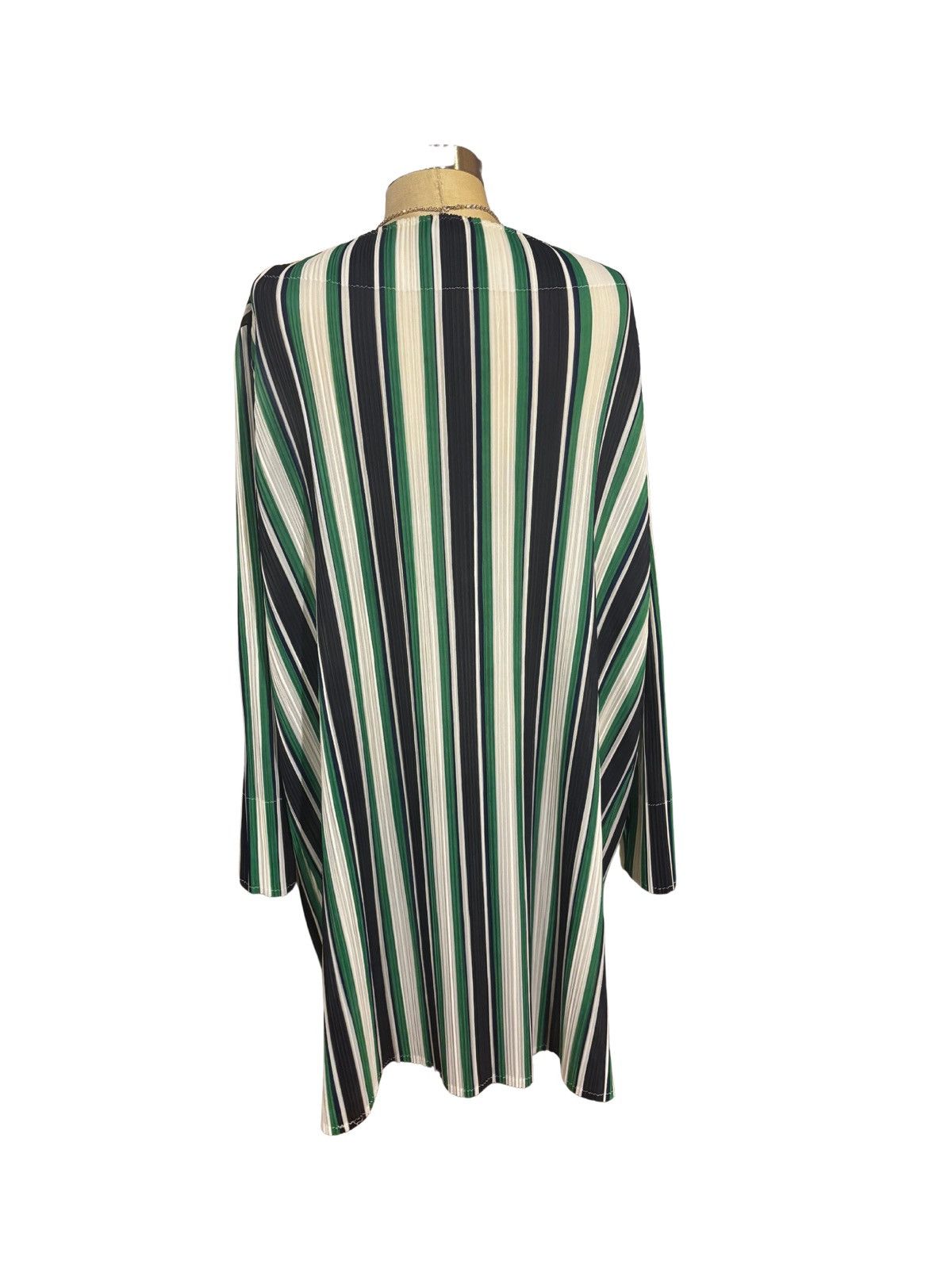 Chicos Women’s striped Cardigan.wt0711 Size S / US 4 / IT 40 - 6 Thumbnail