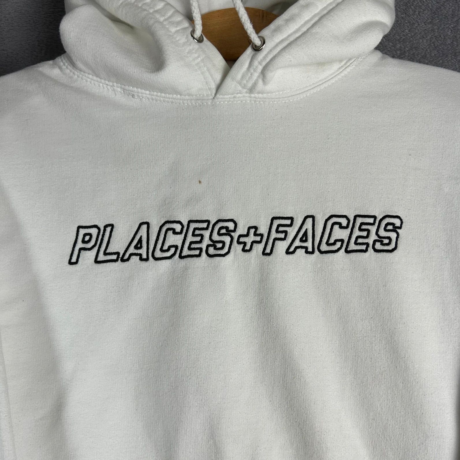 Designer × Places + Faces Places +Faces hoodie white big logo spellout embriordery Size US S / EU 44-46 / 1 - 4 Thumbnail