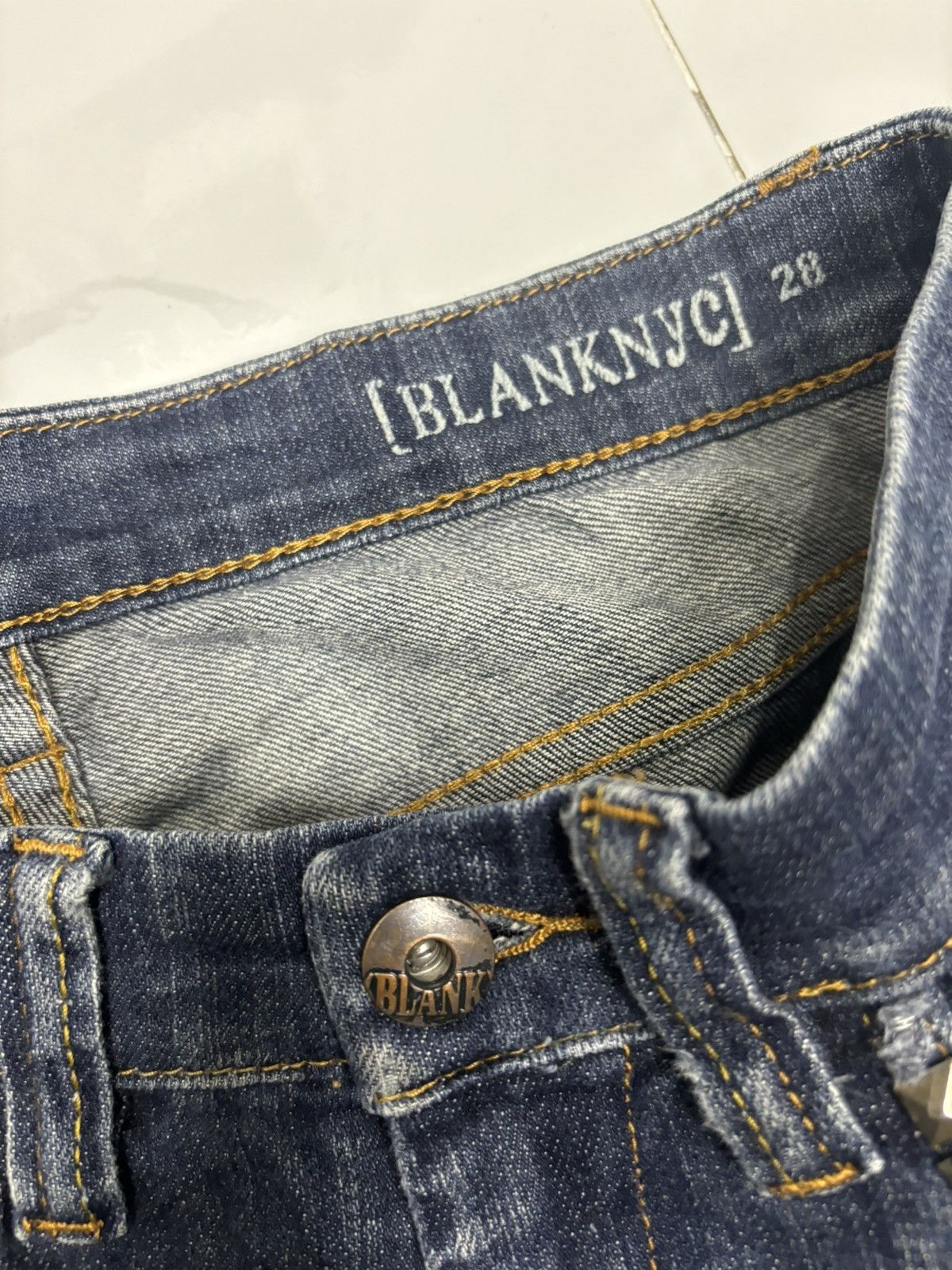 BLANKNYC 🔥BLANKNYC STUDDED METAL PUNK DISTRESSED DENIM SKINNY JEANS Size 28" / US 6 / IT 42 - 10 Thumbnail