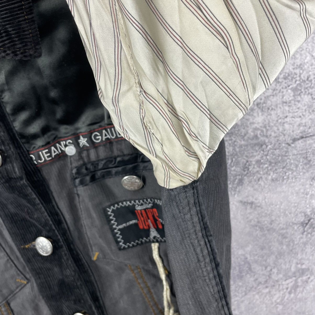 Jean Paul Gaultier Vintage Jean Paul Gaultier JPG Velvet Reversible Jacket Size S / US 4 / IT 40 - 15 Thumbnail
