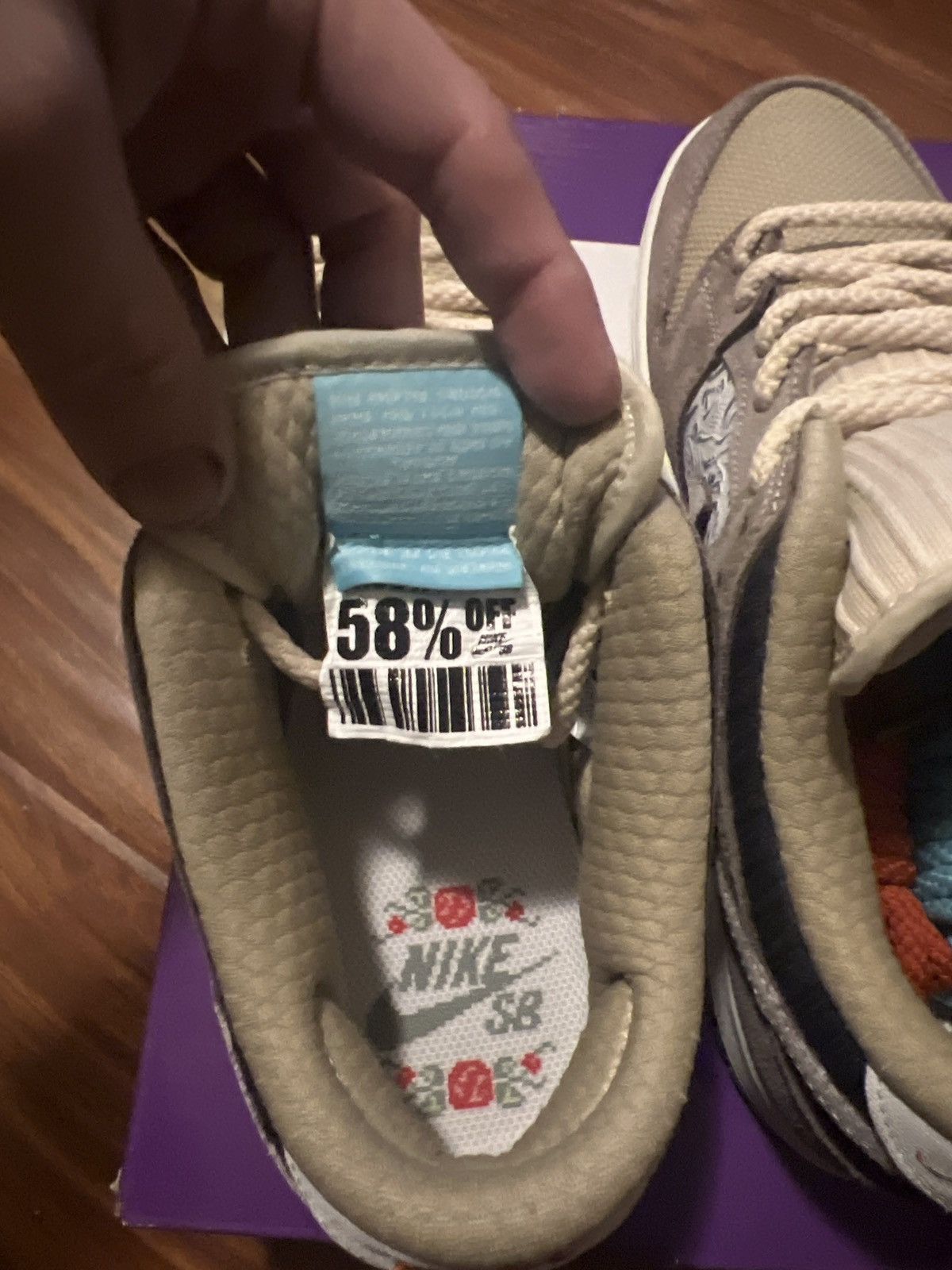 Nike SB Dunk Big Money Savings Size US 10 / EU 43 - 8 Thumbnail