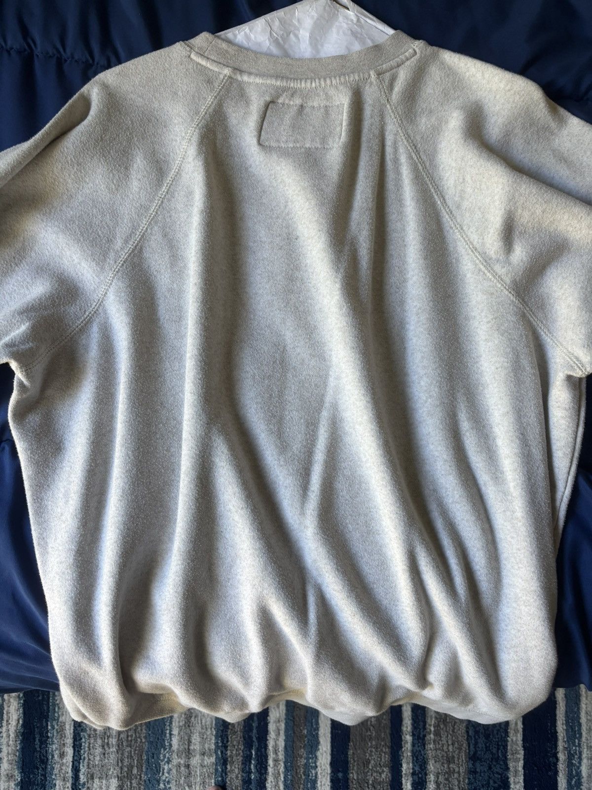 Other Light gray vintage crewneck Size US L / EU 52-54 / 3 - 3 Thumbnail