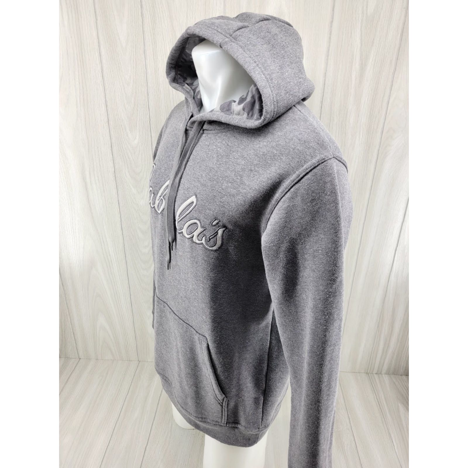 Vintage Cabela's Hoodie Mens Medium REG Gray Spell Out Sweater Pullover Fleece Size US M / EU 48-50 / 2 - 4 Thumbnail