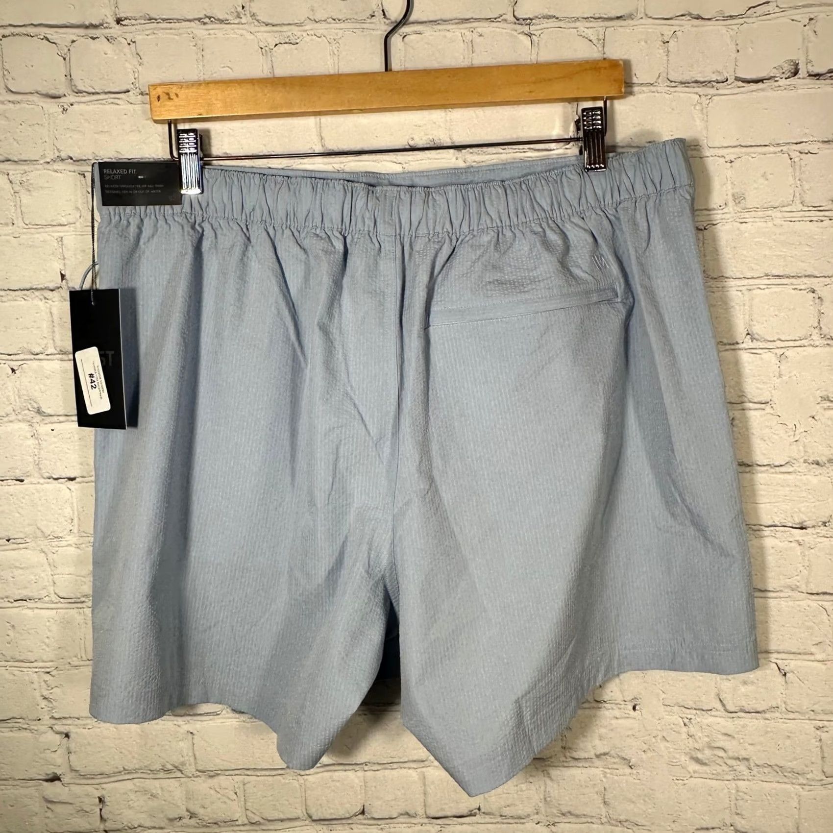 Vintage VRST Mens 6" Resort Short Seersucker Faded Blue Relaxed Fit XL Athletic Casual Travel Shirt? Size US 36 / EU 52 - 5 Thumbnail