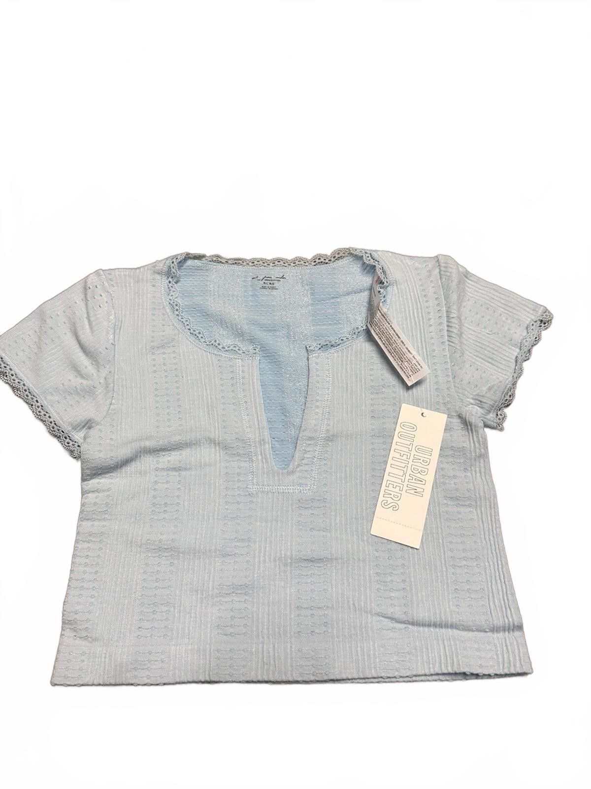 Designer Elegant Light Blue Short-Sleeve Top with Lace Trim Size M / US 6-8 / IT 42-44 - 1 Thumbnail