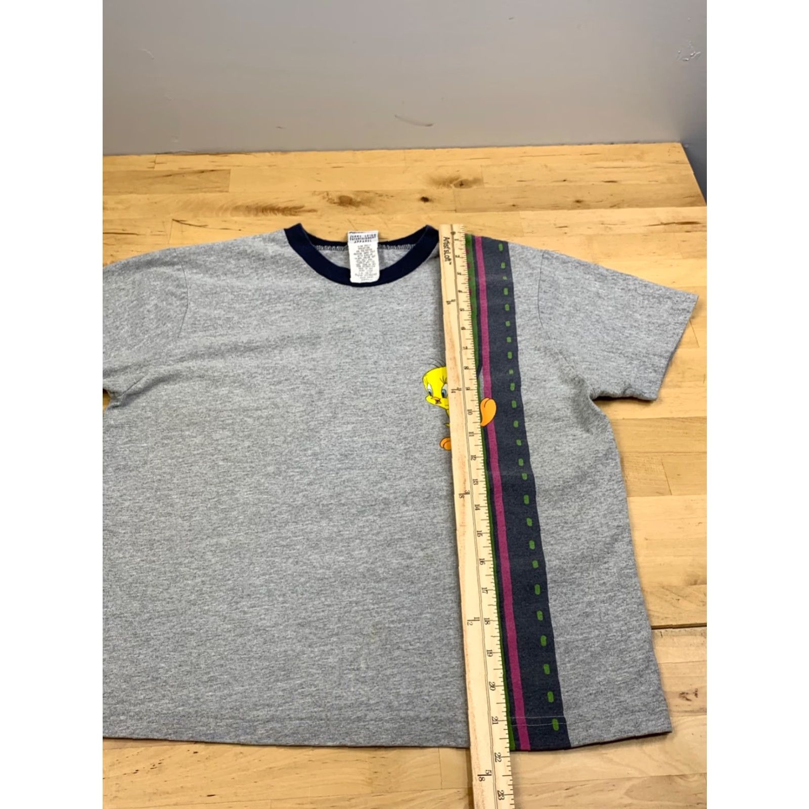 Vintage VINTAGE Looney Tunes Tweety Bird Shirt Womens S Gray 90s Bird Cartoon Pullover Crew Neck Short Sleeve Casual 12277 Size S / US 4 / IT 40 - 5 Thumbnail