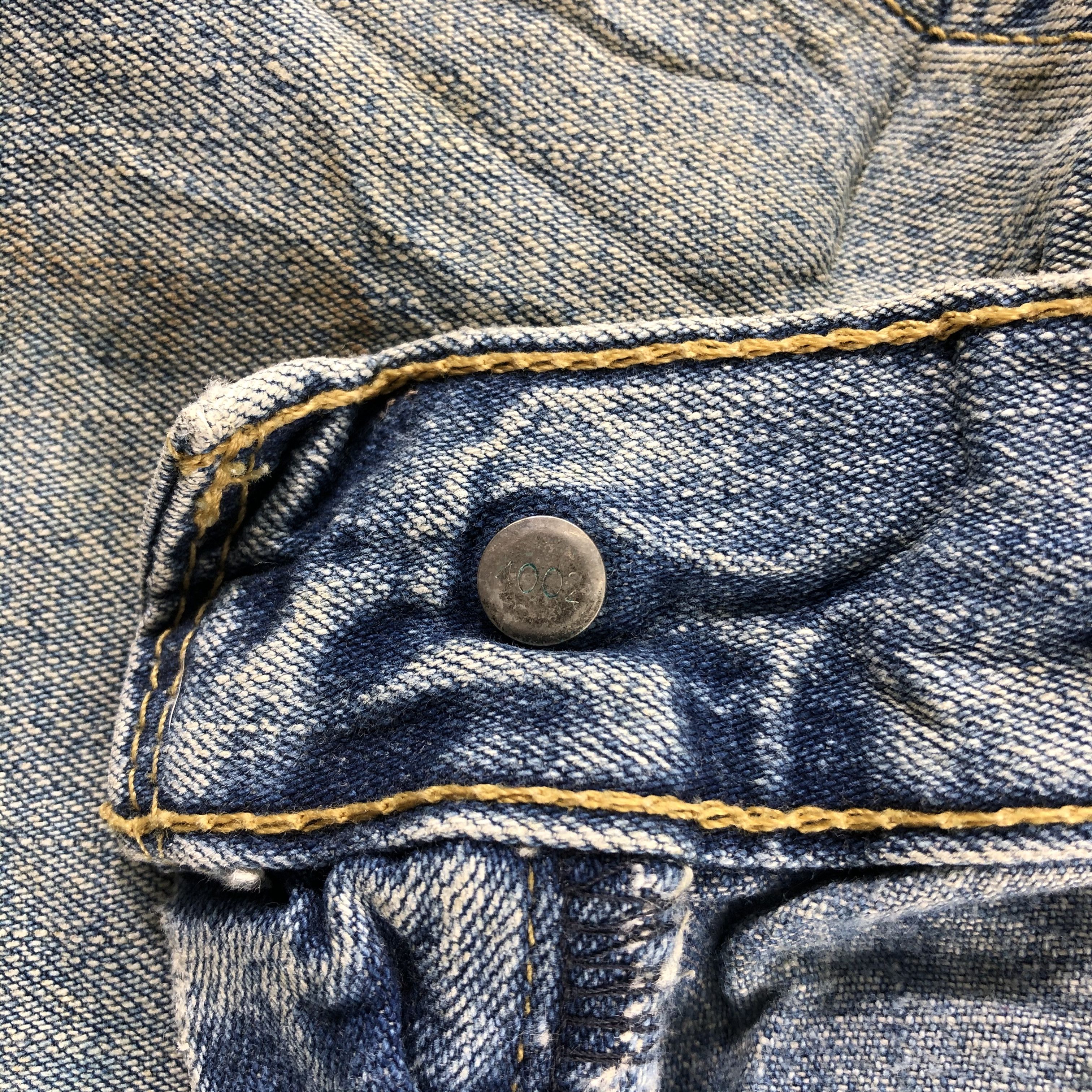 Levi's Vintage Blue Wash Levis Jeans-J2604 Size US 35 - 11 Thumbnail