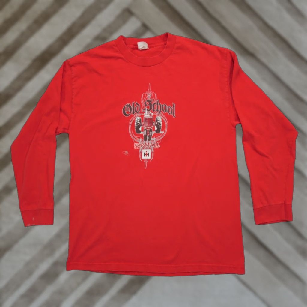 Vintage VINTAGE International Harvesters T Shirt Mens Large Red Tractor Old School Y2K Size US L / EU 52-54 / 3 - 1 Thumbnail