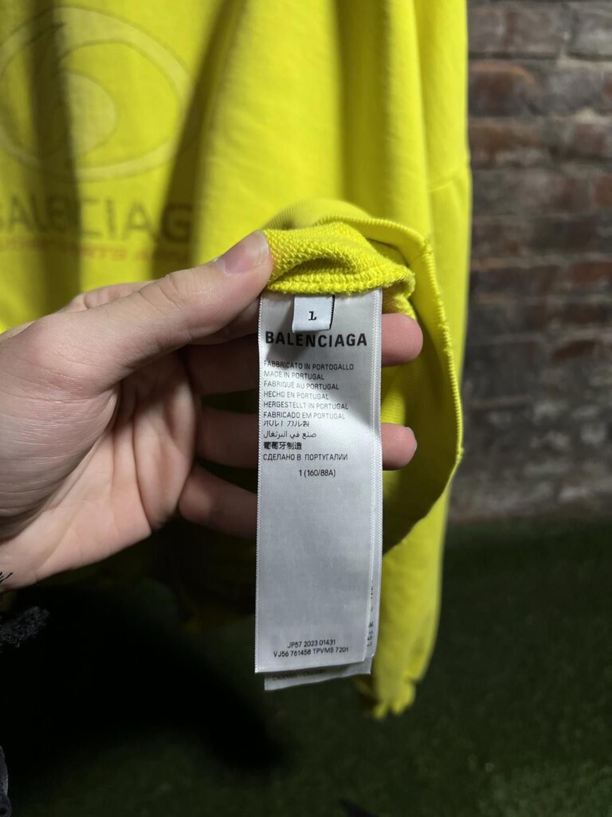 Balenciaga Balenciaga Sport Logo Hoodie Yellow Sz. M Size ONE SIZE - 4 Thumbnail