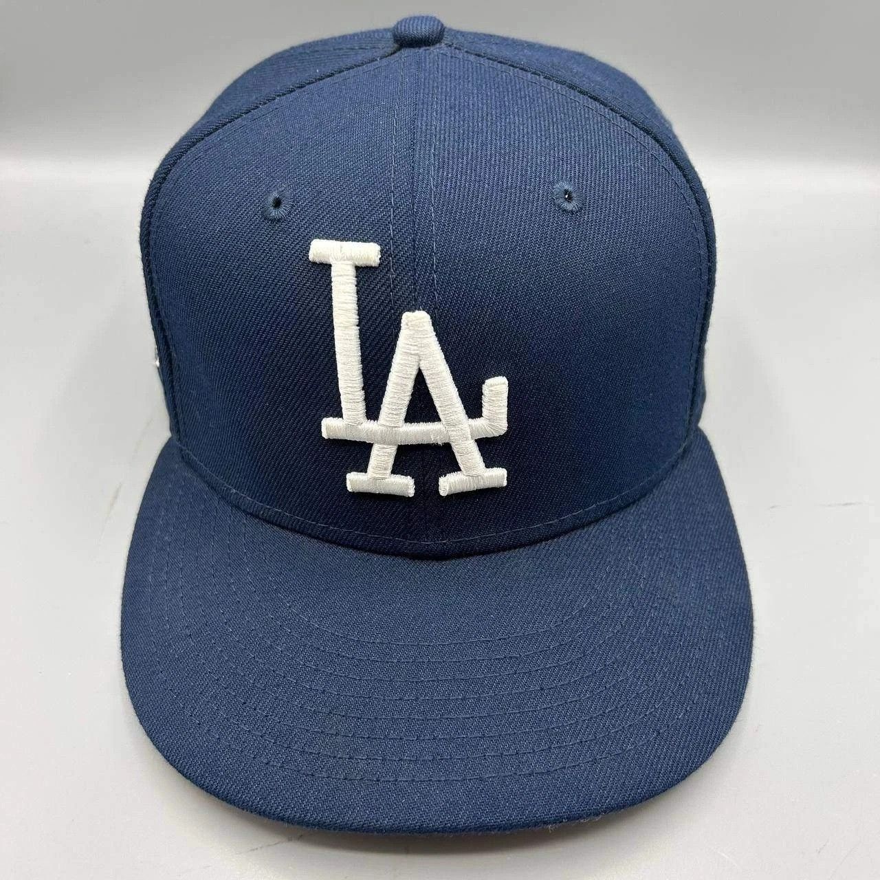 New Era Los Angeles LA Dodgers Hat Men 7 3/8 Blue Pink MLB Fitted Size ONE SIZE - 1 Thumbnail