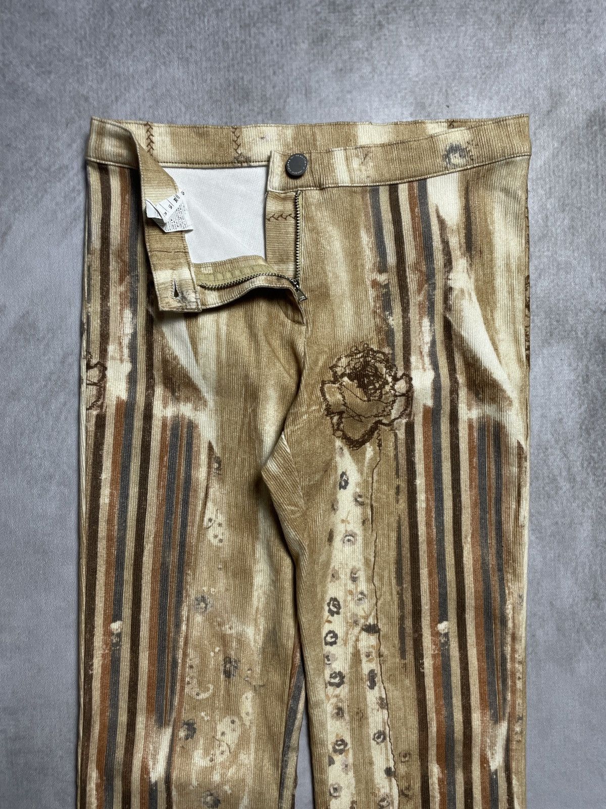 United Colors Of Benetton United Color Of Benetton - Fantasy Floral Flared Trousers Size 26" / US 2 / IT 38 - 5 Thumbnail