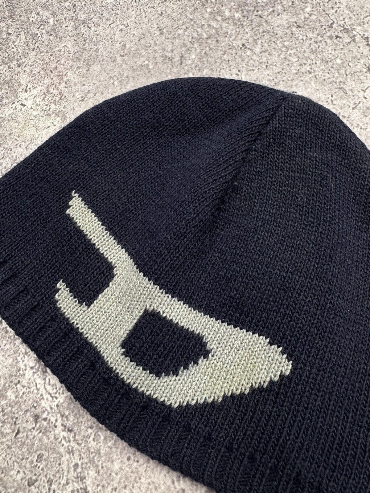 Diesel 🔥VINTAGE DIESEL Y2K BIG LOGO 90’S KNIT BEANIE HAT JAPANESSE🔥 Size ONE SIZE - 3 Thumbnail