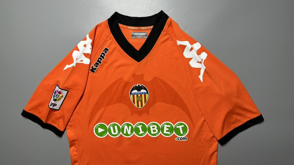 Kappa VALENCIA KAPPA 2010/2011 FOOTBALL AWAY JERSEY #10 MATA Size US M / EU 48-50 / 2 - 3 Thumbnail