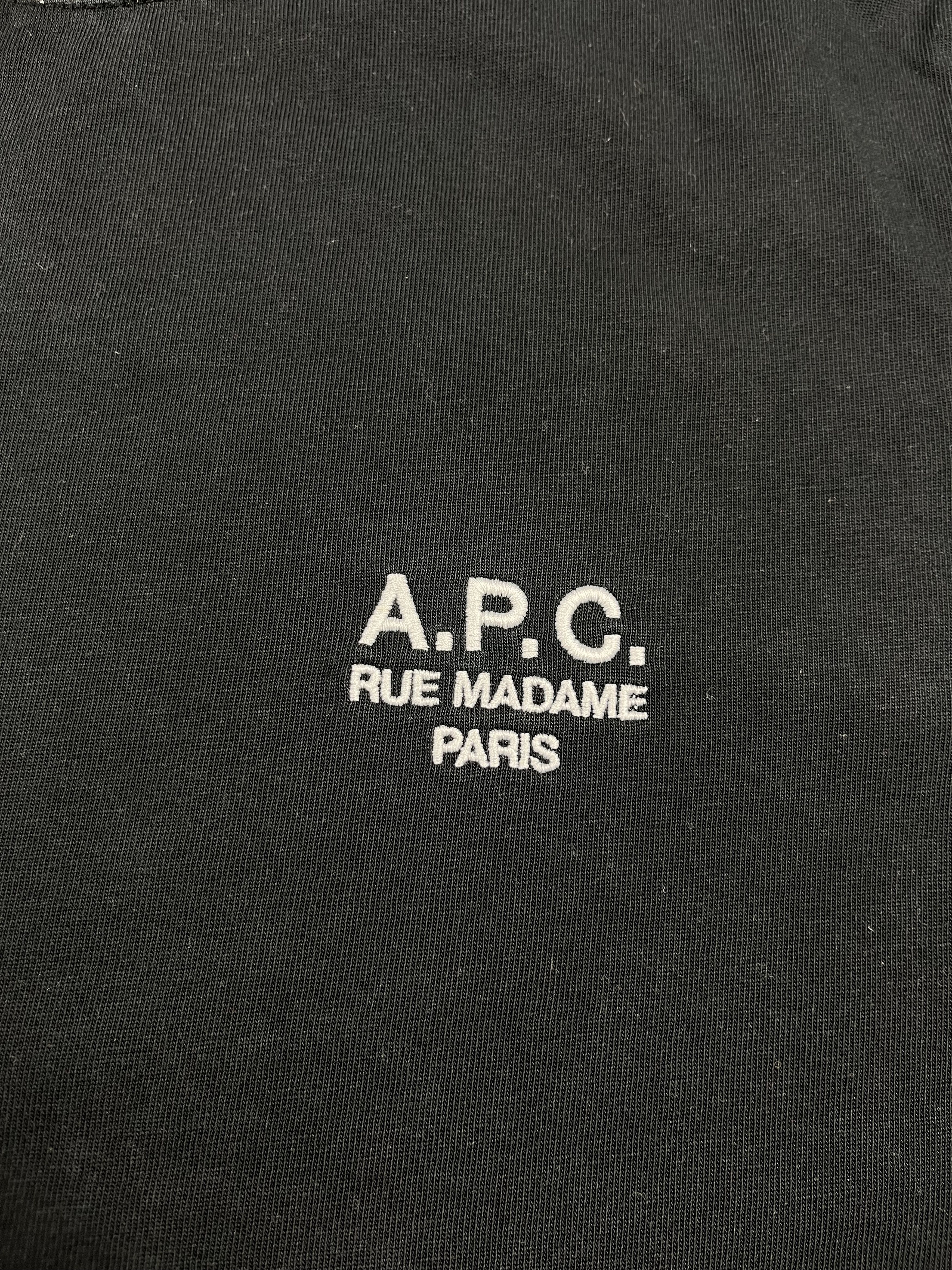 A.P.C. APC Rue Madame Paris Script T-Shirt Black Small Logo Size US M / EU 48-50 / 2 - 3 Thumbnail