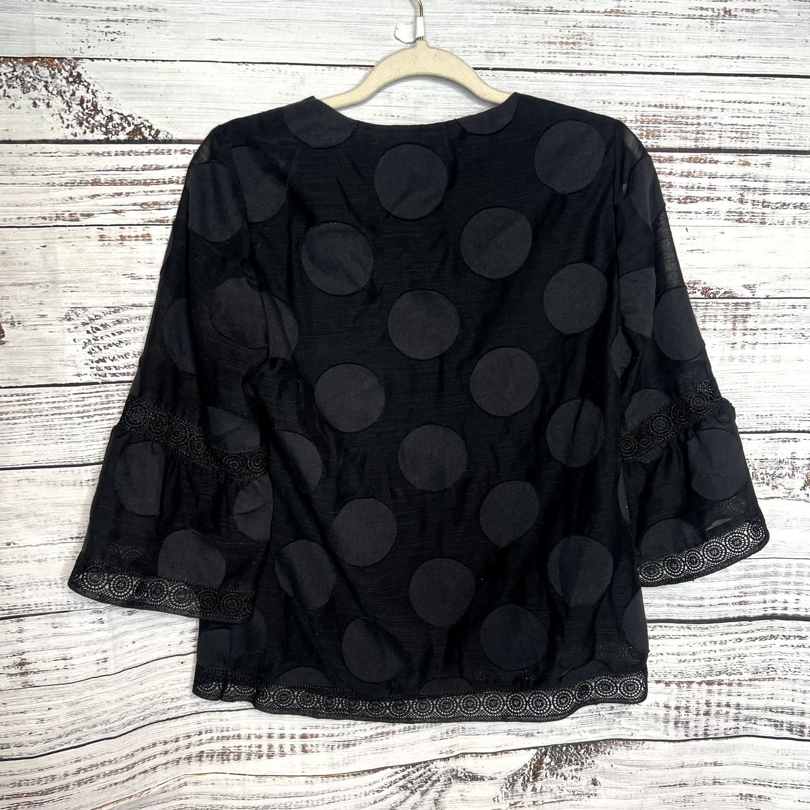 Chicos Chico's Belle Sleeve Tunic Blouse Black Polka Dots Lace Sm Size S / US 4 / IT 40 - 3 Thumbnail