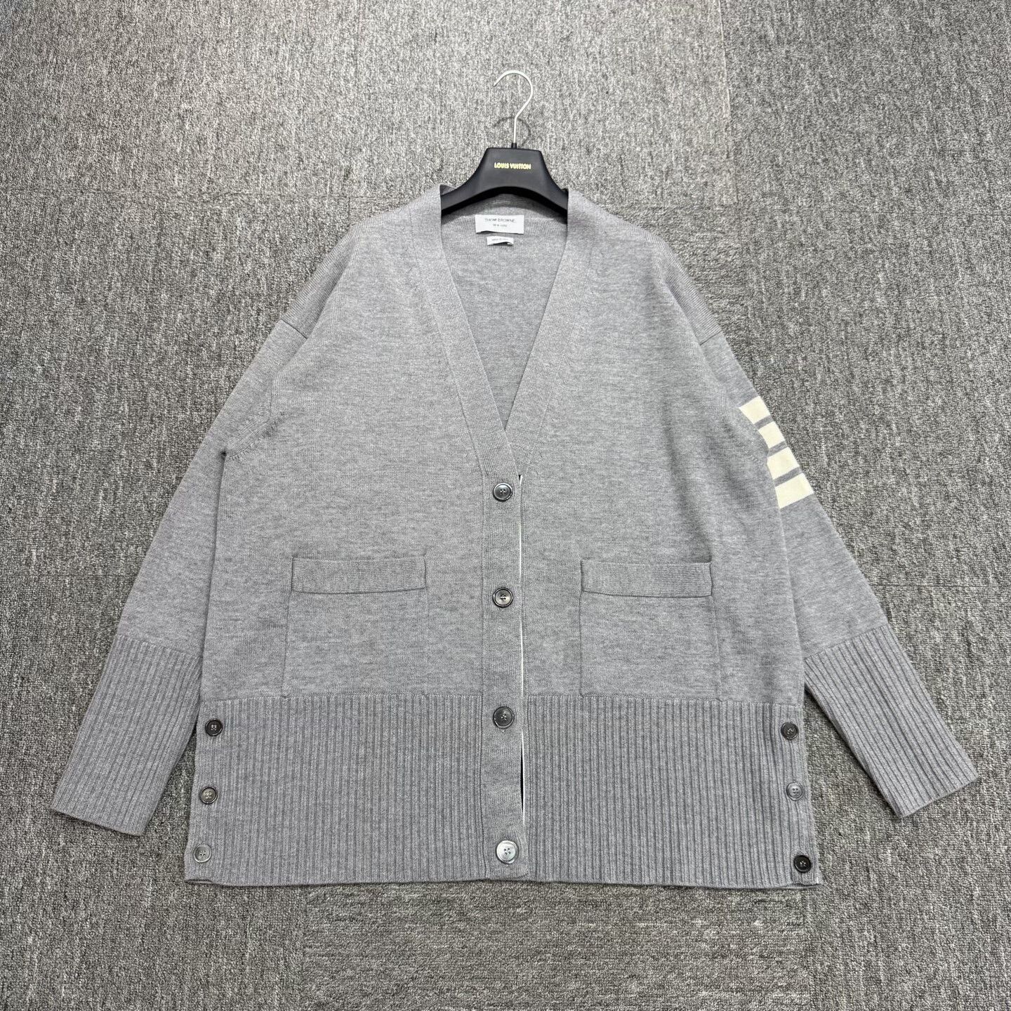 Thom Browne thom browne gray wool cardigan Size US XXL / EU 58 / 5 - 1 Thumbnail