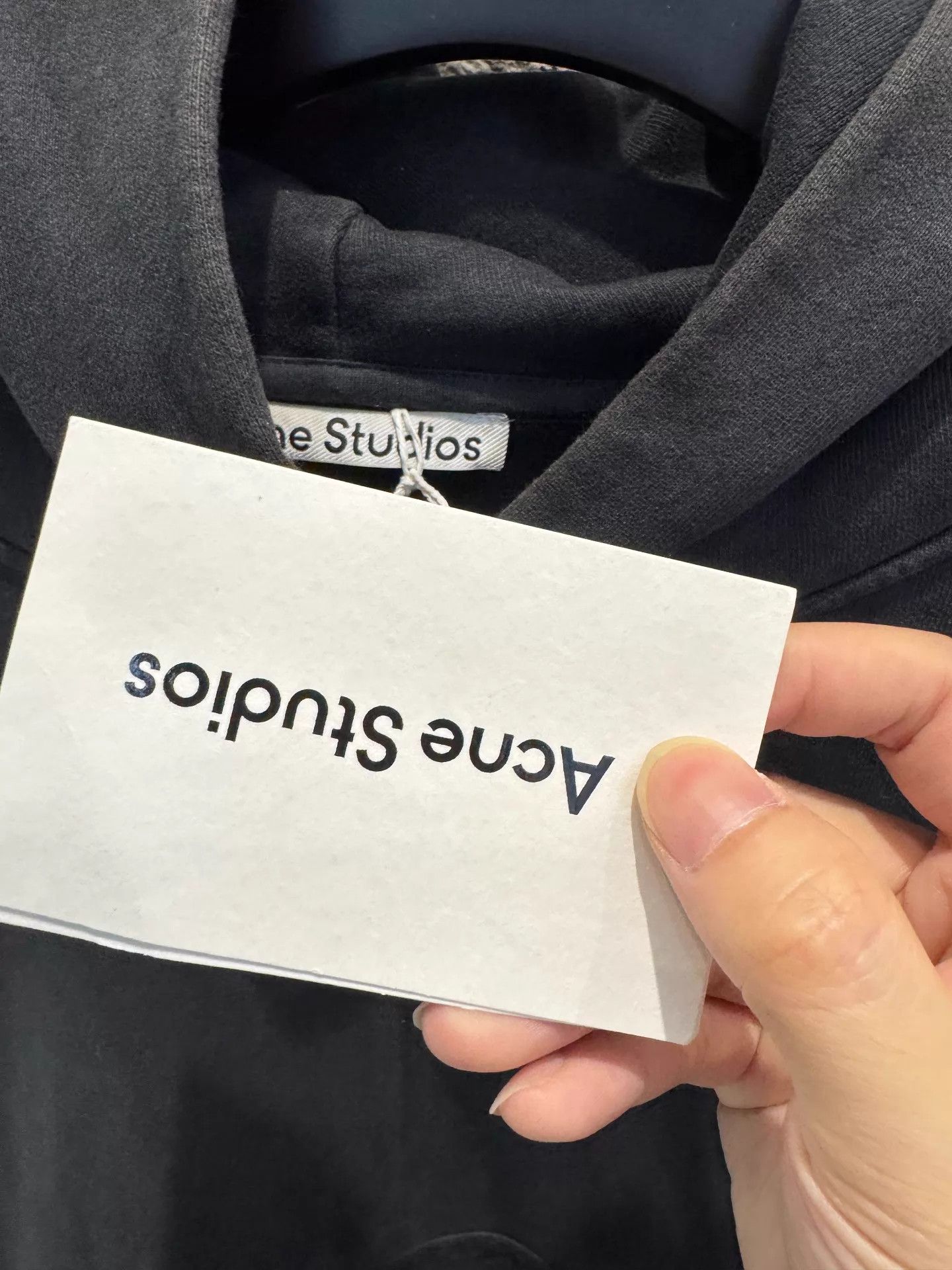 Acne Studios Acne Studios Black Small Chest Logo Hoodie S Size US S / EU 44-46 / 1 - 2 Thumbnail