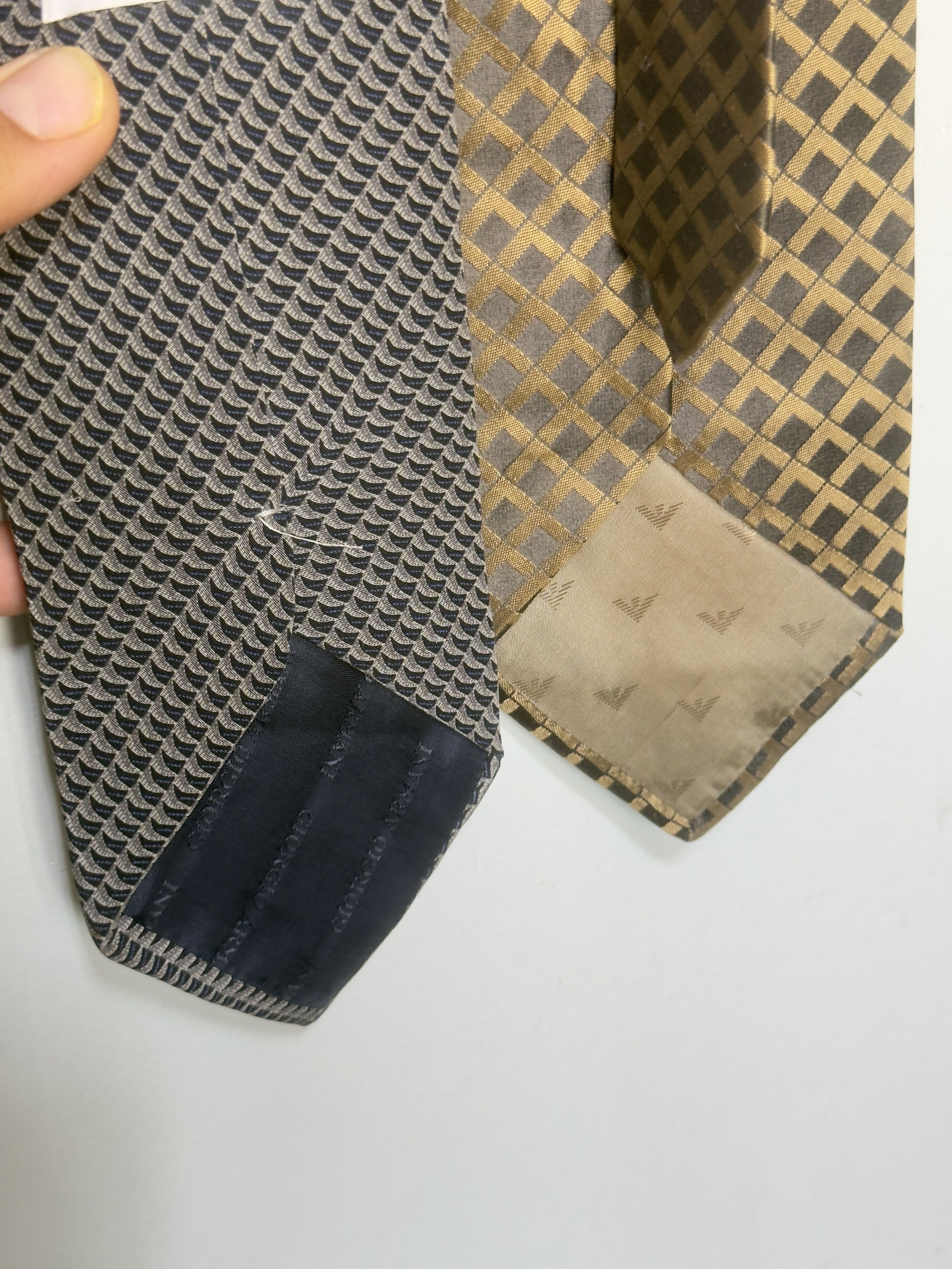 Emporio Armani × Giorgio Armani 2x gold silk tie Giorgio Emporio Armani gold and blue navy Size ONE SIZE - 6 Thumbnail
