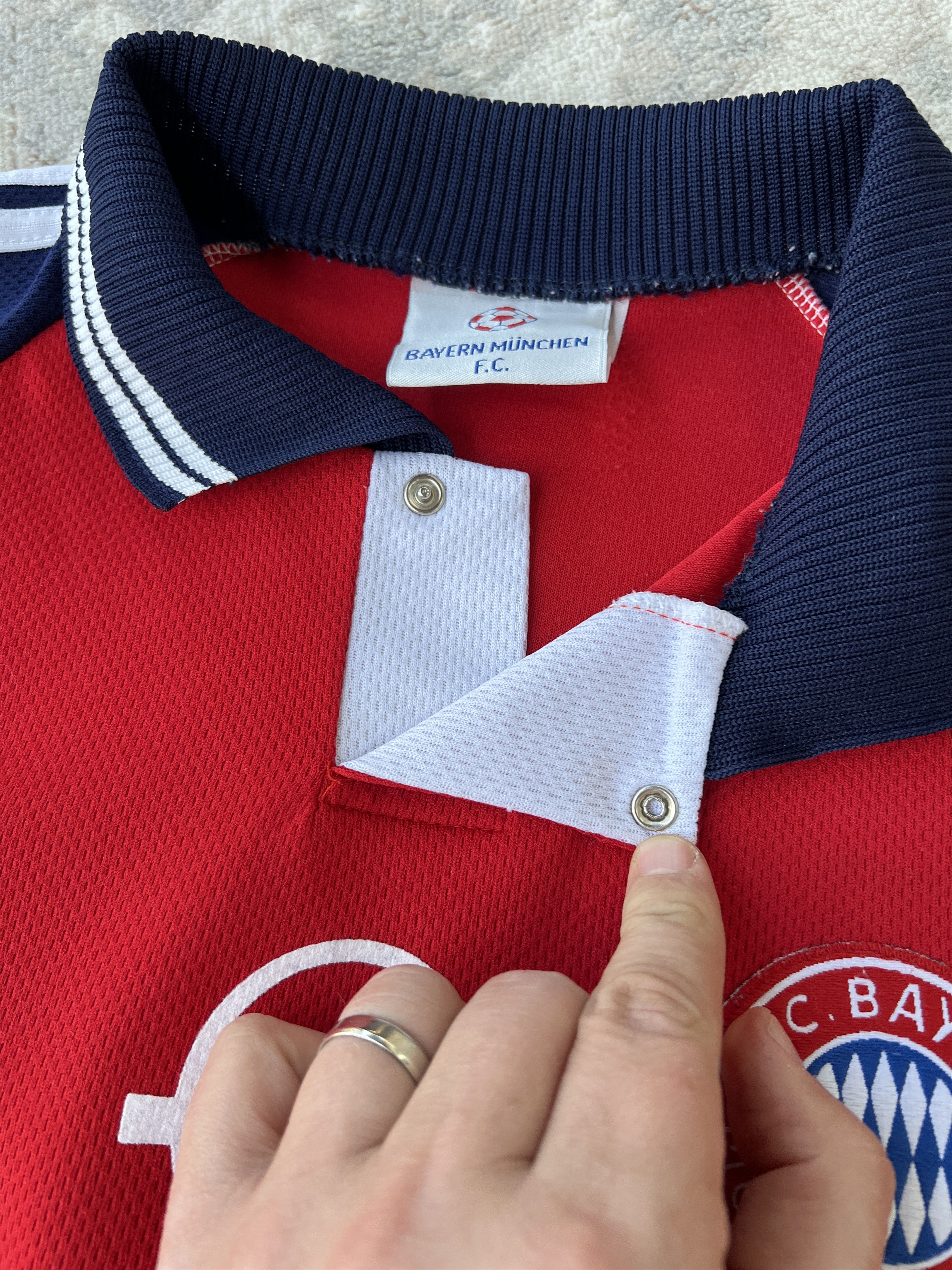Vintage F.C. Bayern Munchen OPEL Vintage Jersey Size US M / EU 48-50 / 2 - 5 Thumbnail