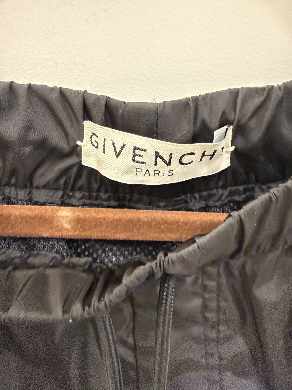 Givenchy Givenchy Logo Swim Shorts Blue Size US 34 / EU 50 - 3 Thumbnail