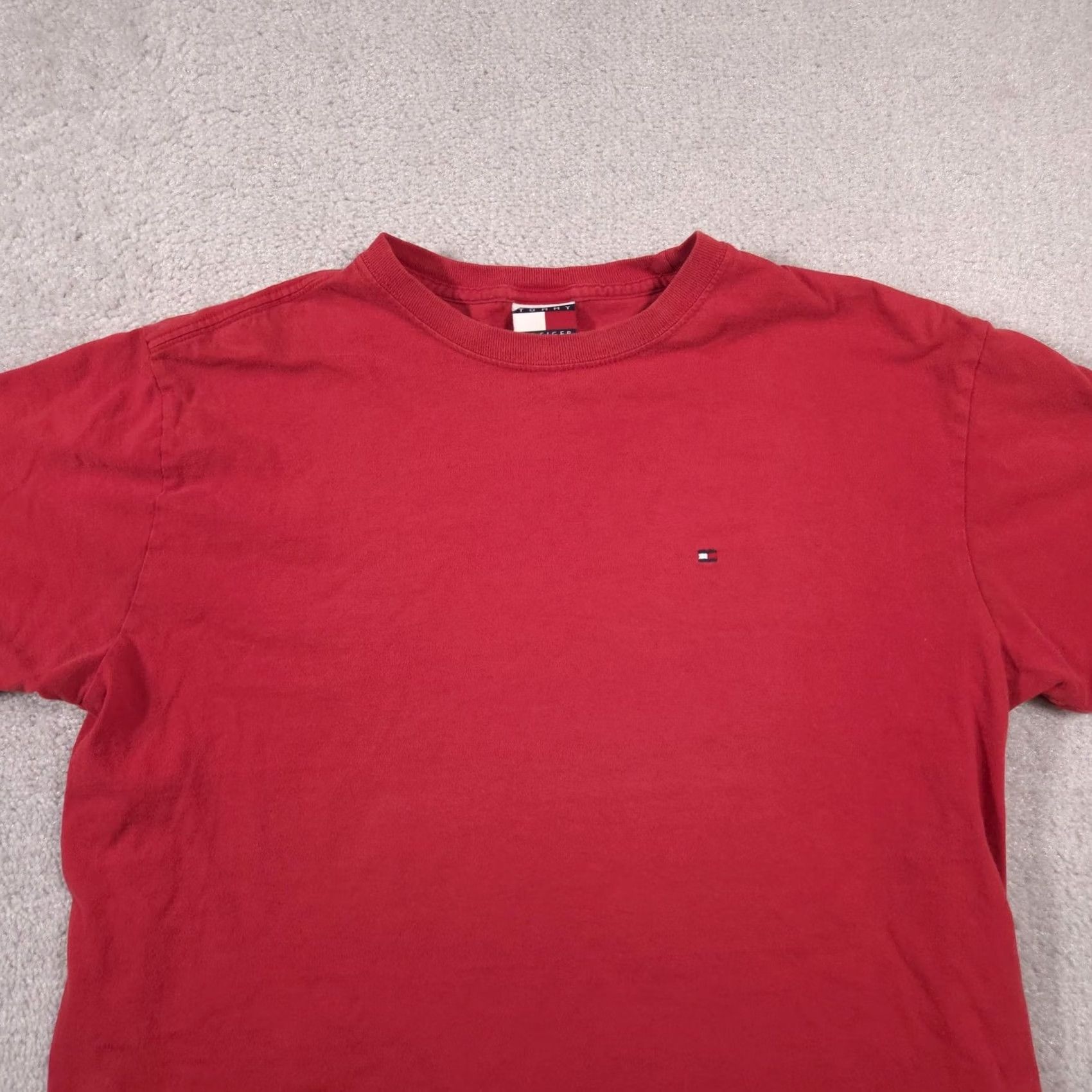 Tommy Hilfiger Tommy Hilfiger Shirt Mens Medium Red Embroidered Flag Logo Crewneck Cotton Tee Size US M / EU 48-50 / 2 - 3 Thumbnail