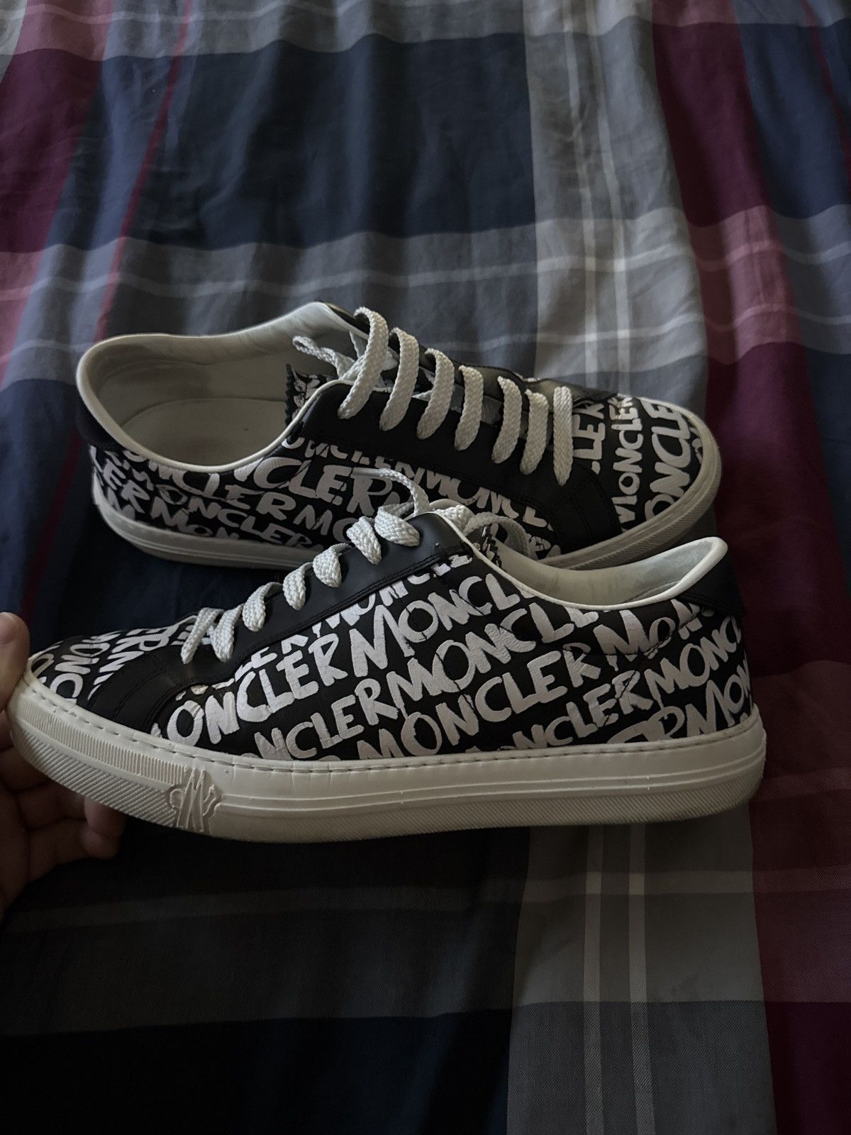 Moncler Moncler signature shoes Size US 11 / EU 44 - 1 Thumbnail
