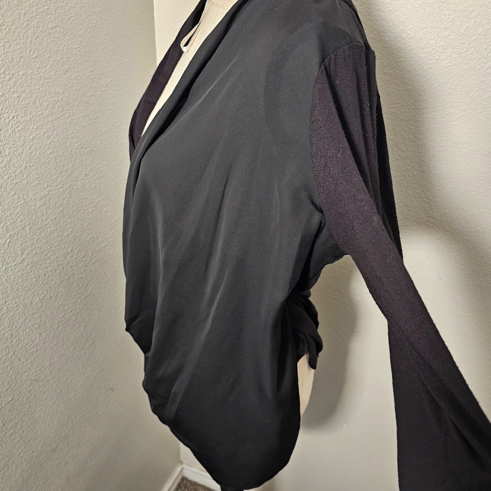 Vintage Laundry by Shelli Segal Blouse Long Sleeve V-Neck Black M Women's Stretch Polyester Spandex Vintage No Size M / US 6-8 / IT 42-44 - 3 Thumbnail