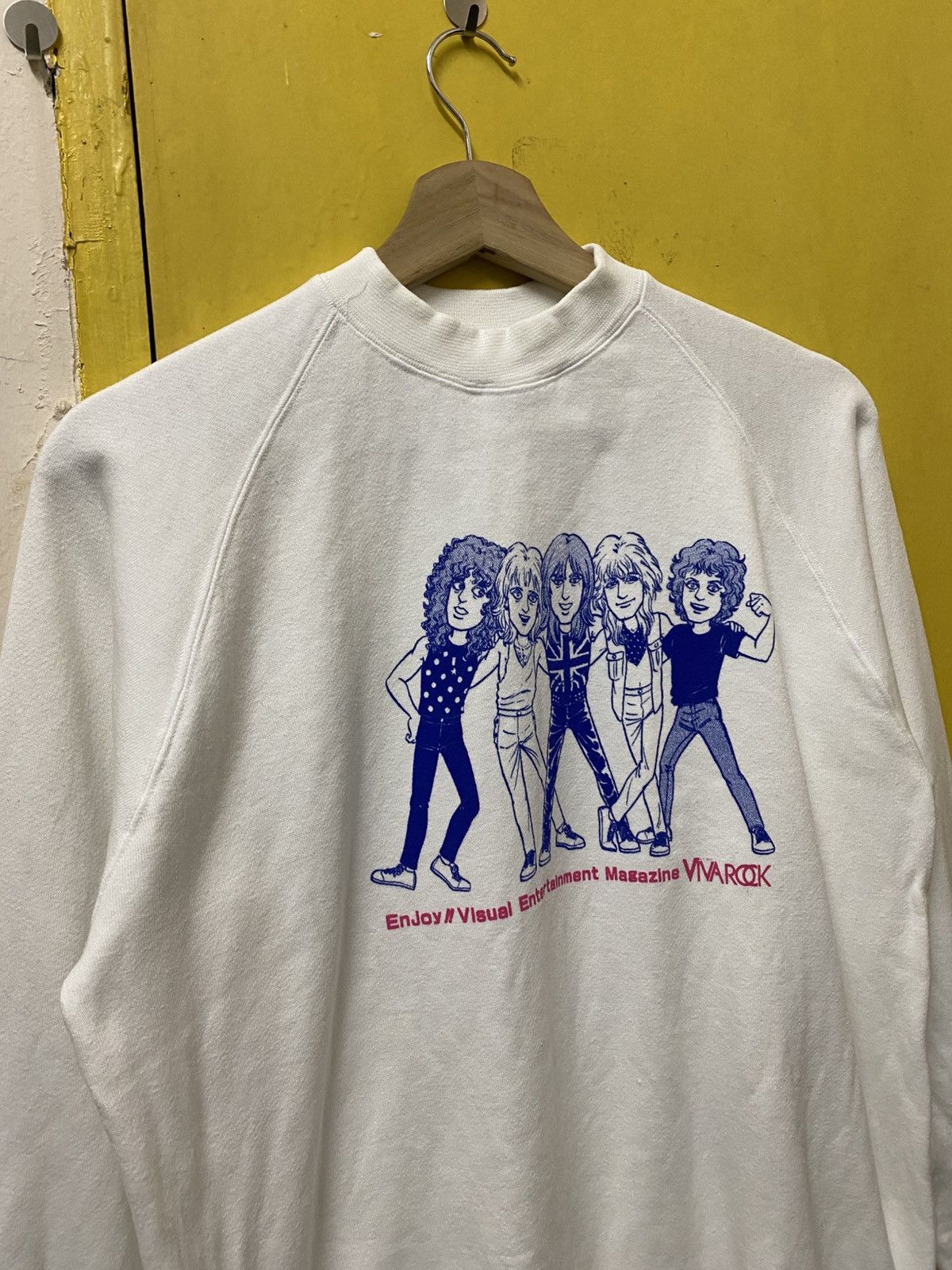 Band Tees 90s Viva Rock Magazine Japan Sweatshirt Crewneck Size US M / EU 48-50 / 2 - 3 Thumbnail
