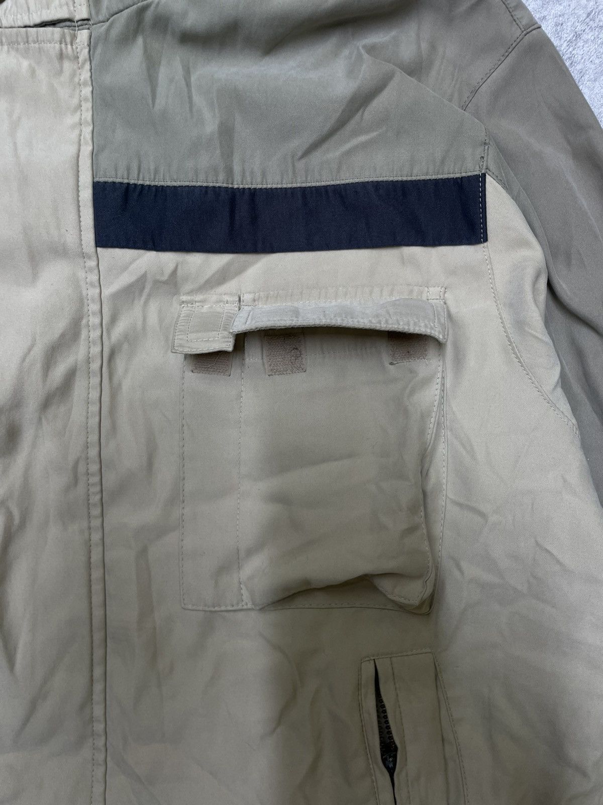 Vintage Utility Bomber Built Like Ski Gear, Styled For The Street Size US L / EU 52-54 / 3 - 6 Thumbnail