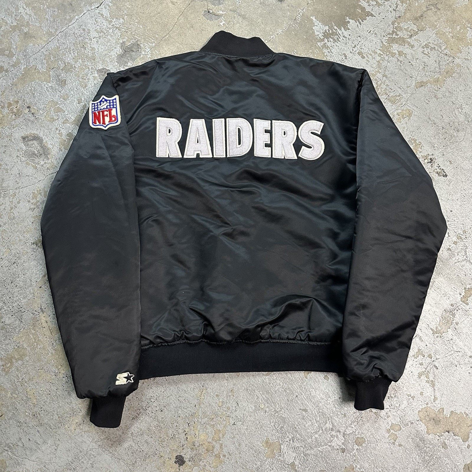 NFL × Starter × Vintage Vintage 80s Starter Raiders Black Bomber Satin Jacket XL Size US XL / EU 56 / 4 - 1 Thumbnail