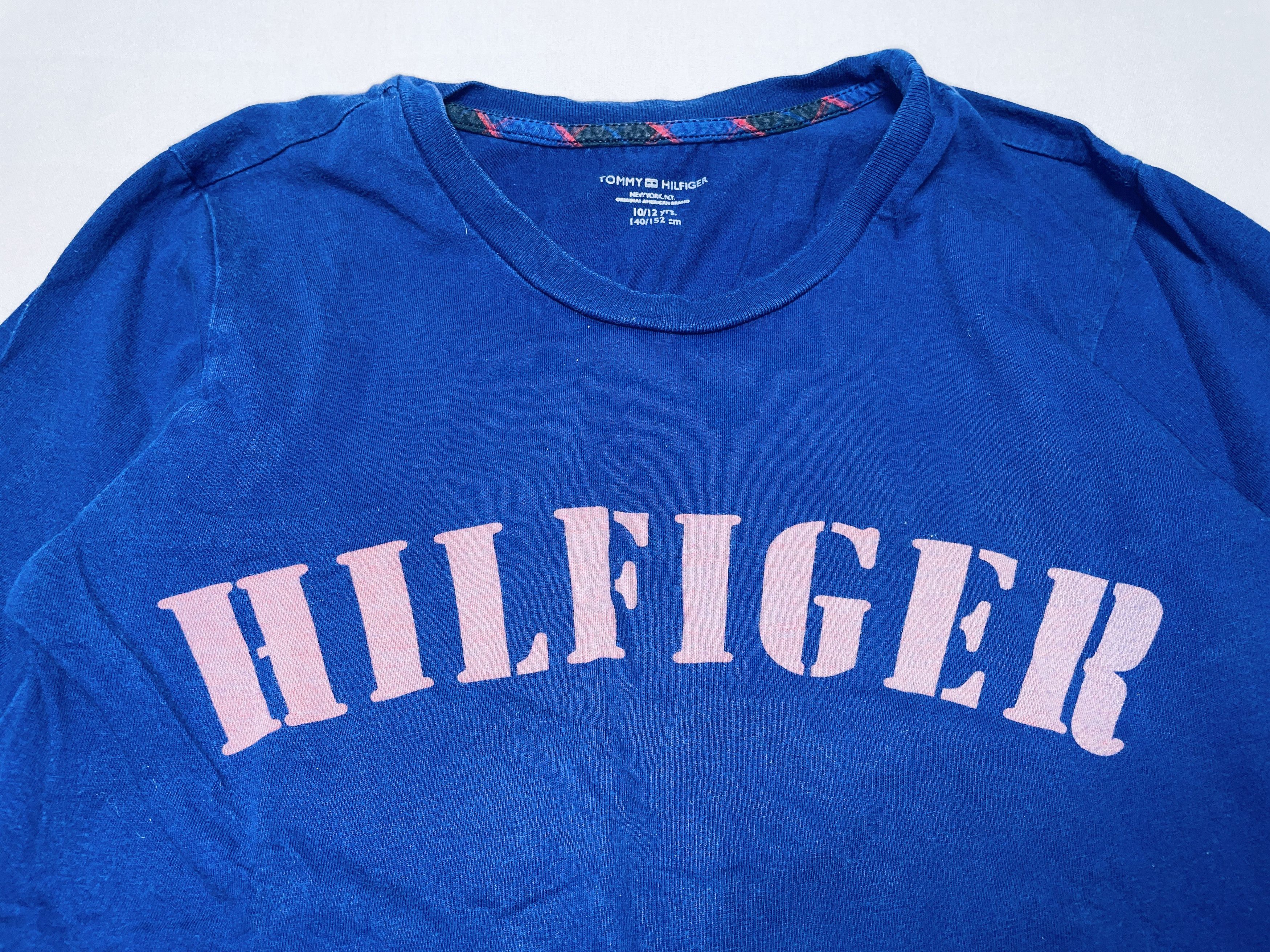 Tommy Hilfiger 👕 24,90 € – Tommy Hilfiger Shirt Größe 10/12Y (EU XS) Size US XS / EU 42 / 0 - 2 Thumbnail