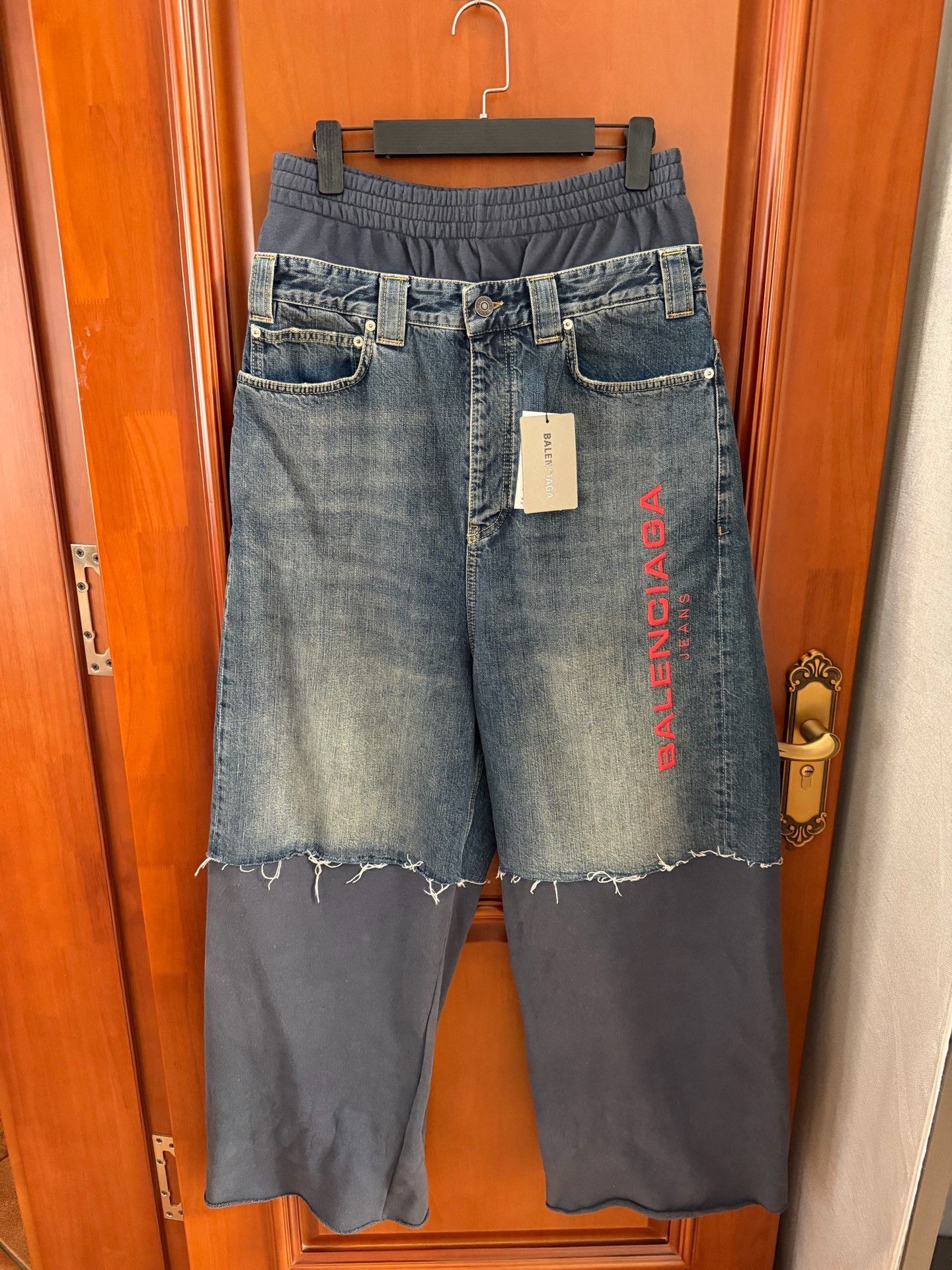 Balenciaga Balenciaga Denim Jeans 24 Women Size 24" / US 00 / IT 34 - 1 Thumbnail