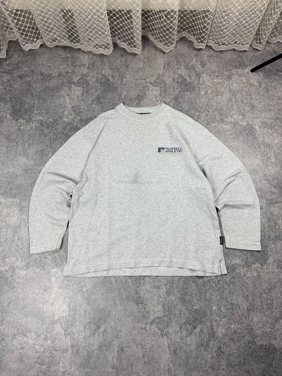 Russell Athletic Vintage Russell Athletic Sweatshirt Spell Out 90s Pullover Size US L / EU 52-54 / 3 - 1 Thumbnail