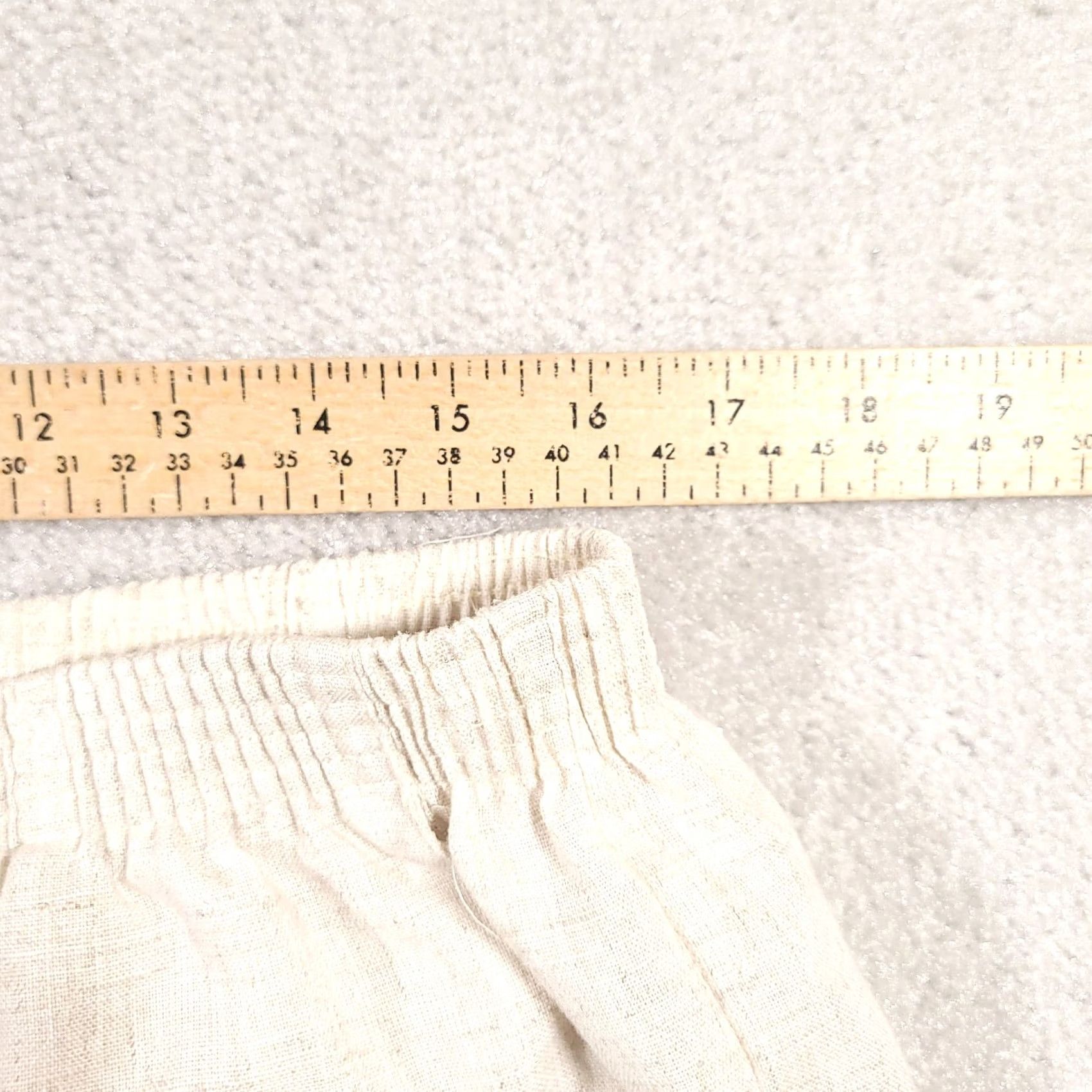 Vintage VINTAGE Briggs Pull On Pants Women's 22W Beige Cropped Capri Made in USA | Pants | 22W | Beige | Capri | 90s | Women | Plus Size Size 40" / US 18 - 5 Thumbnail