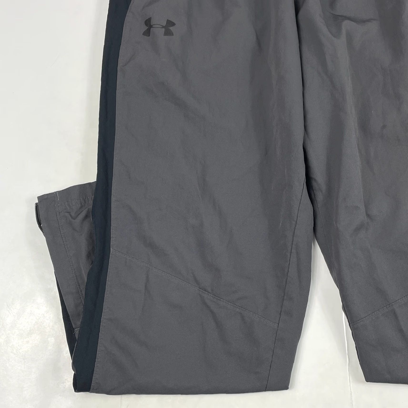 Under Armour Under Armour Track Pants Mens XL Gray HeatGear Relaxed Straight Baggy Workout Size US 33 - 5 Thumbnail
