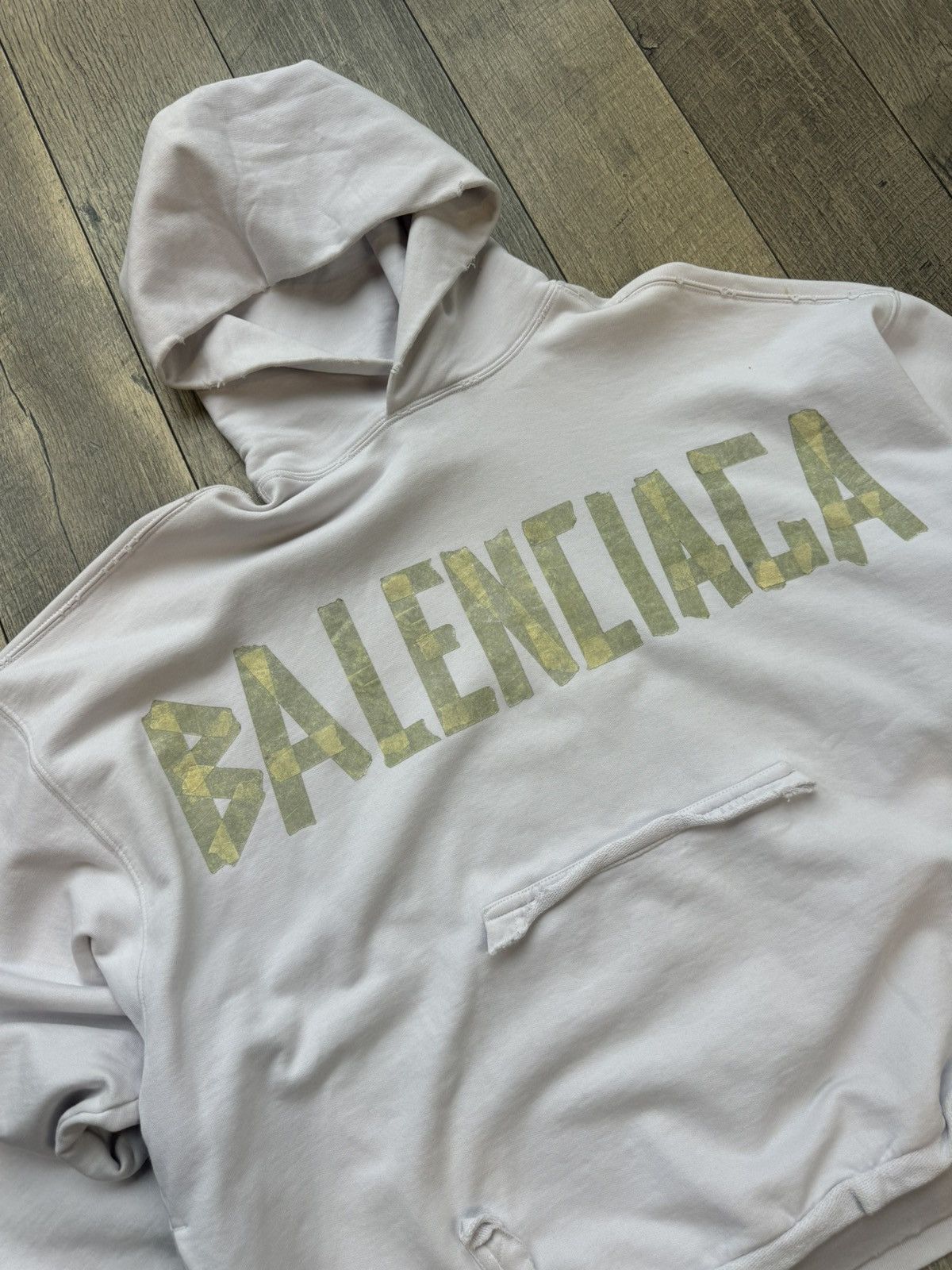 Balenciaga Balenciaga White Tape Hoodie Large Size US L / EU 52-54 / 3 - 3 Thumbnail
