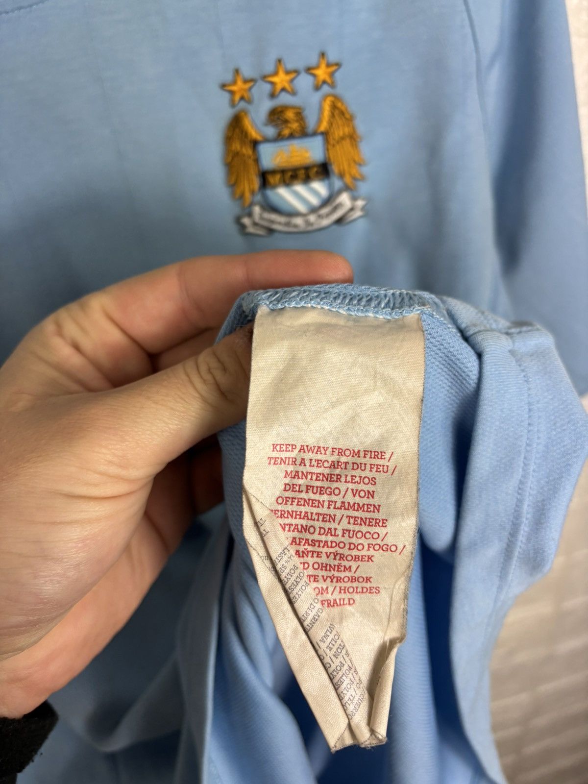 Umbro MANCHESTER CITY 2010 2011 HOME JERSEY UMBRO MEN #9 ADEBAYOR Size US L / EU 52-54 / 3 - 12 Thumbnail