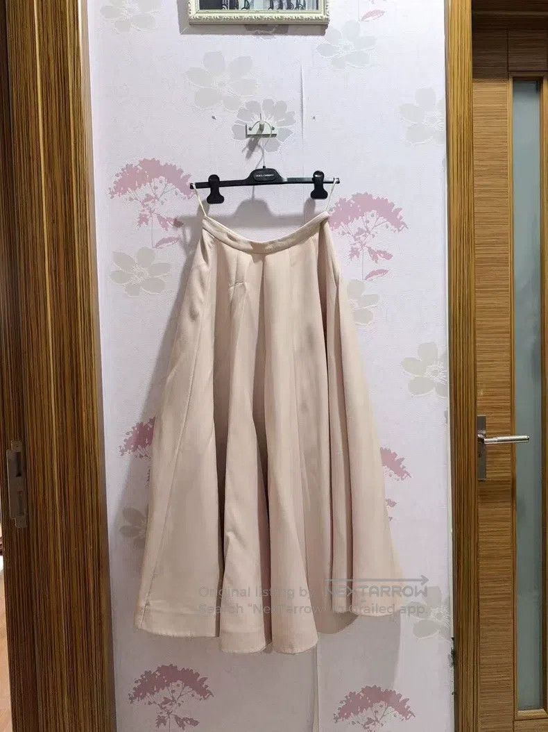 Valentino Valentino Skirt Size S / US 4 / IT 40 - 1 Thumbnail