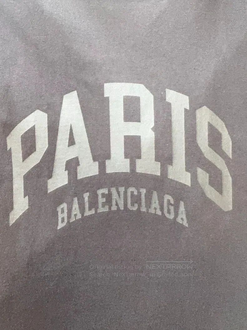 Balenciaga Balenciaga Paris Round Neck T. Size US L / EU 52-54 / 3 - 5 Thumbnail