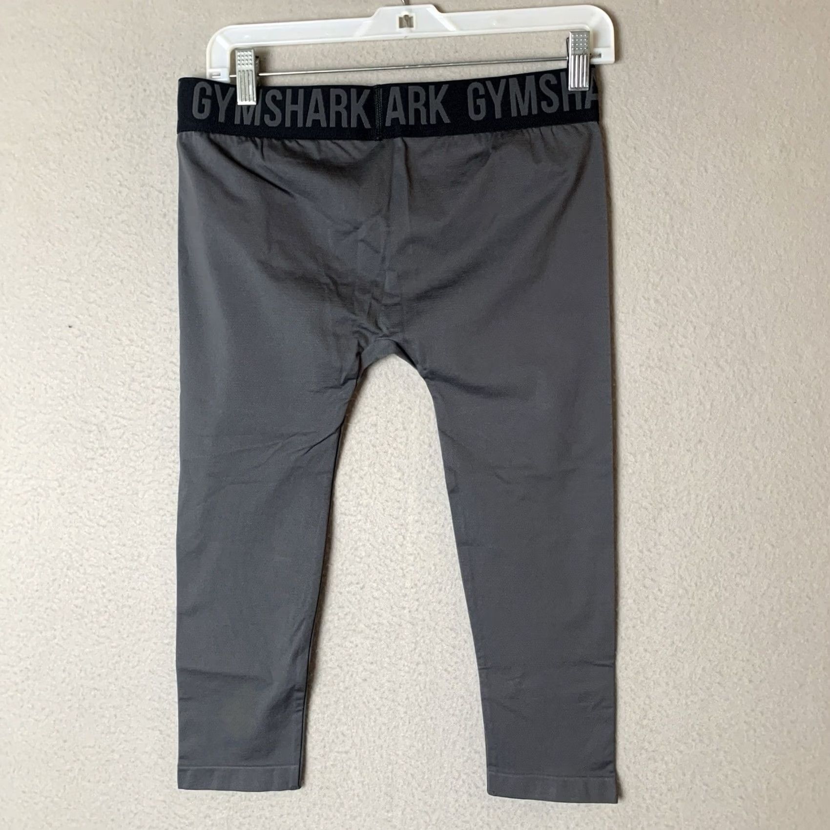 Gymshark GymShark Fit Cropped Leggings Charcoal/Black M Women's Leggings Skinny Athletic Activewear Cropped Logo Stretch Casual Gym Size 32" / US 10 / IT 46 - 2 Thumbnail