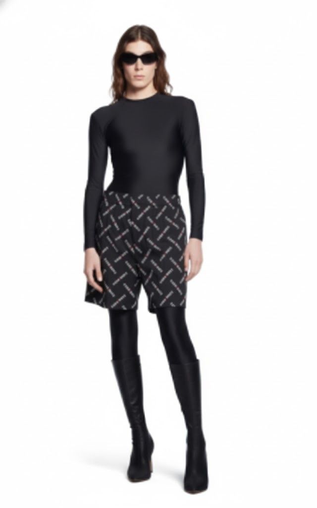 Balenciaga o1w1db11225 Bal Diagonal Allover Pyjama Shorts in Black Size US 28 / EU 44 - 1 Preview
