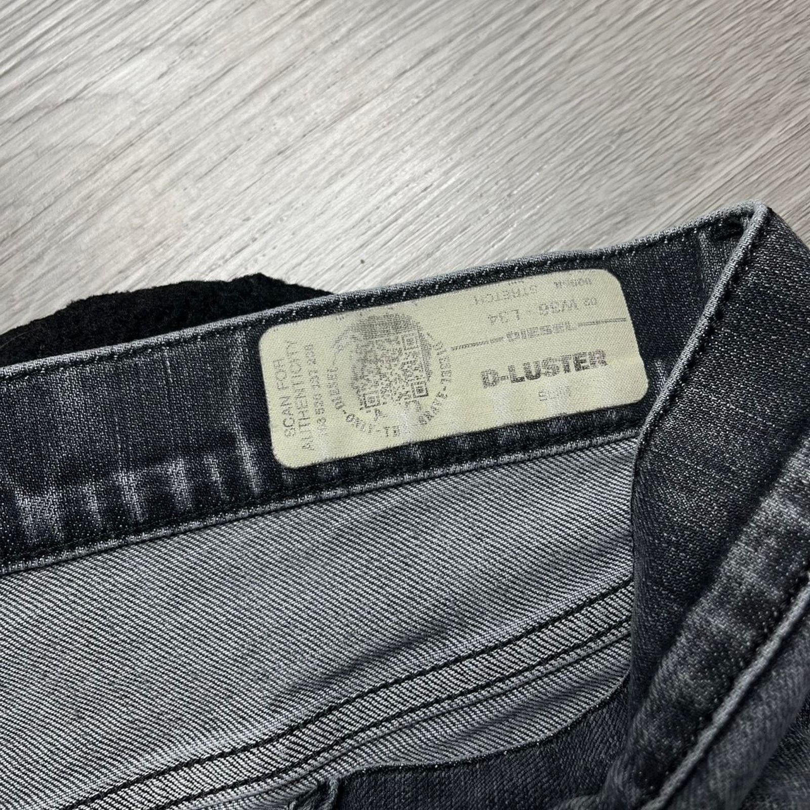 Diesel Diesel D-Luster Slim Fit Stretch Distressed Denim Jean 36x34 Size US 36 / EU 52 - 3 Thumbnail