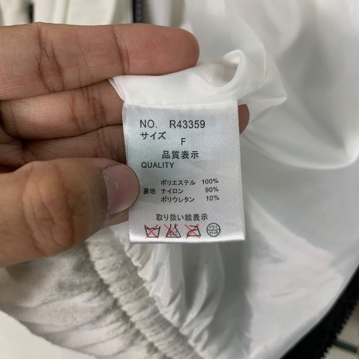Japanese Brand GHOST of HARLEM Skulls Puffer Hoodie Jacket #2509-C113 Size ONE SIZE - 19 Thumbnail