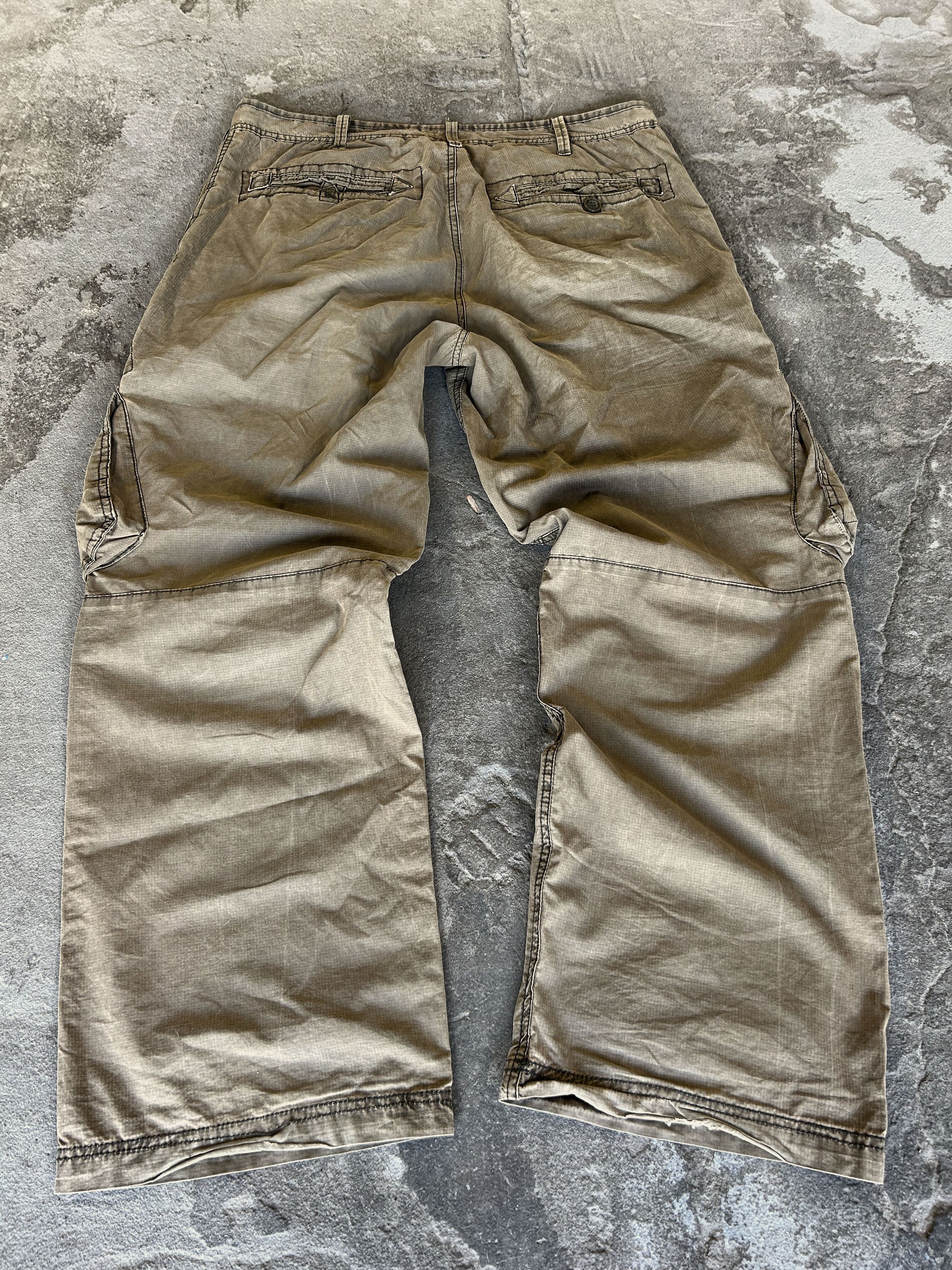 Vintage Vintage Junya Watanabe Balenciaga Style Bondage Cargo Pants Size US 34 / EU 50 - 2 Thumbnail