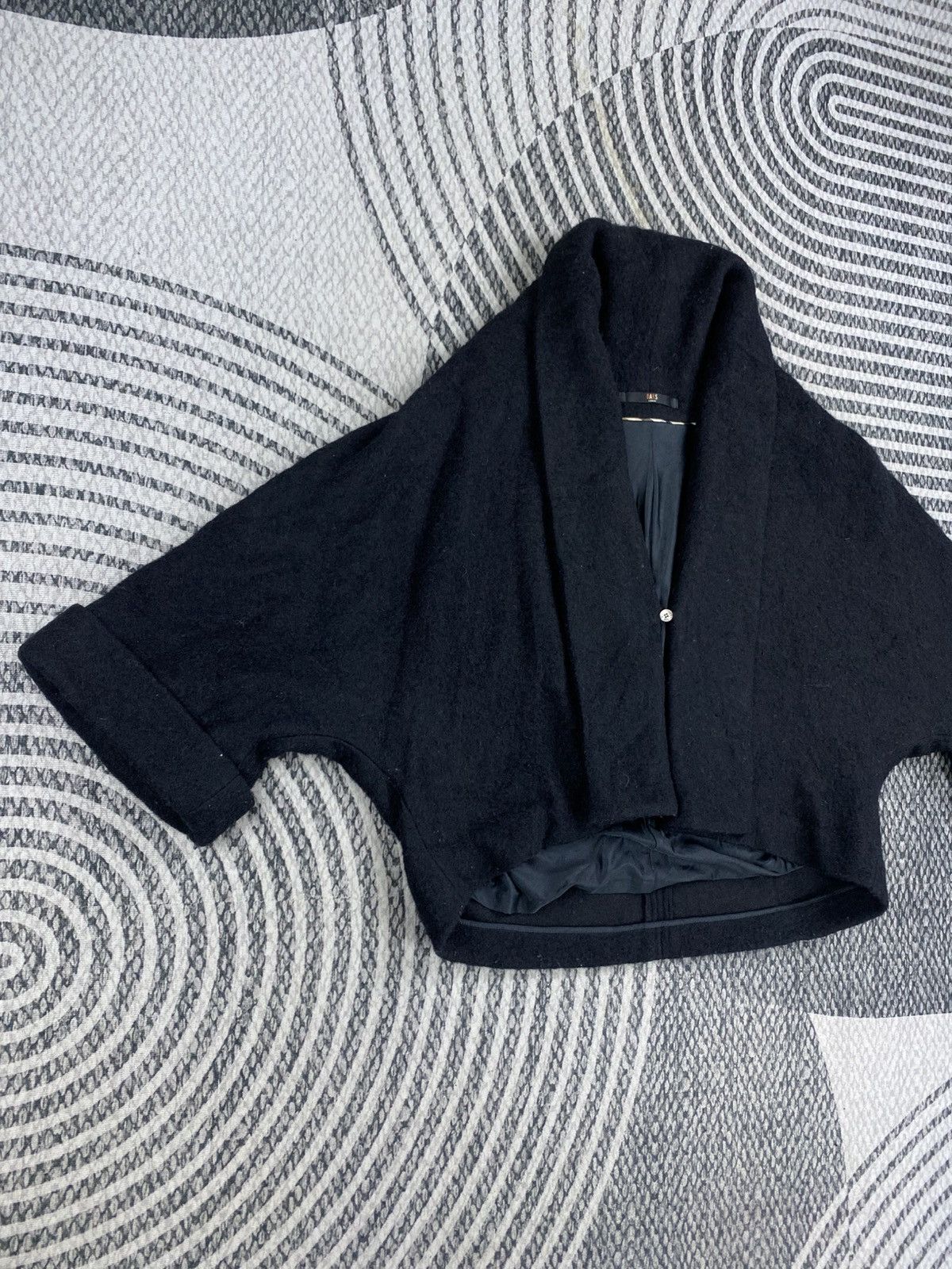 DAKS DAKS London Wool Blend Dolman Sleeve Cropped Jacket Size L / US 10 / IT 46 - 3 Thumbnail