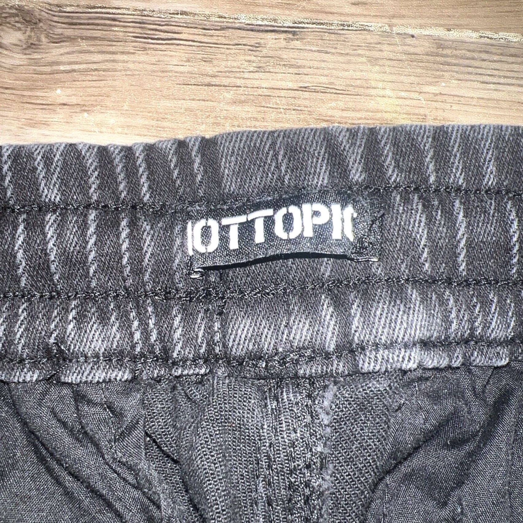 Hot Topic Hot Topic Mens Black Distressed Straight Leg Drawstring Jeans Size 32x30 Size US 32 / EU 48 - 5 Thumbnail