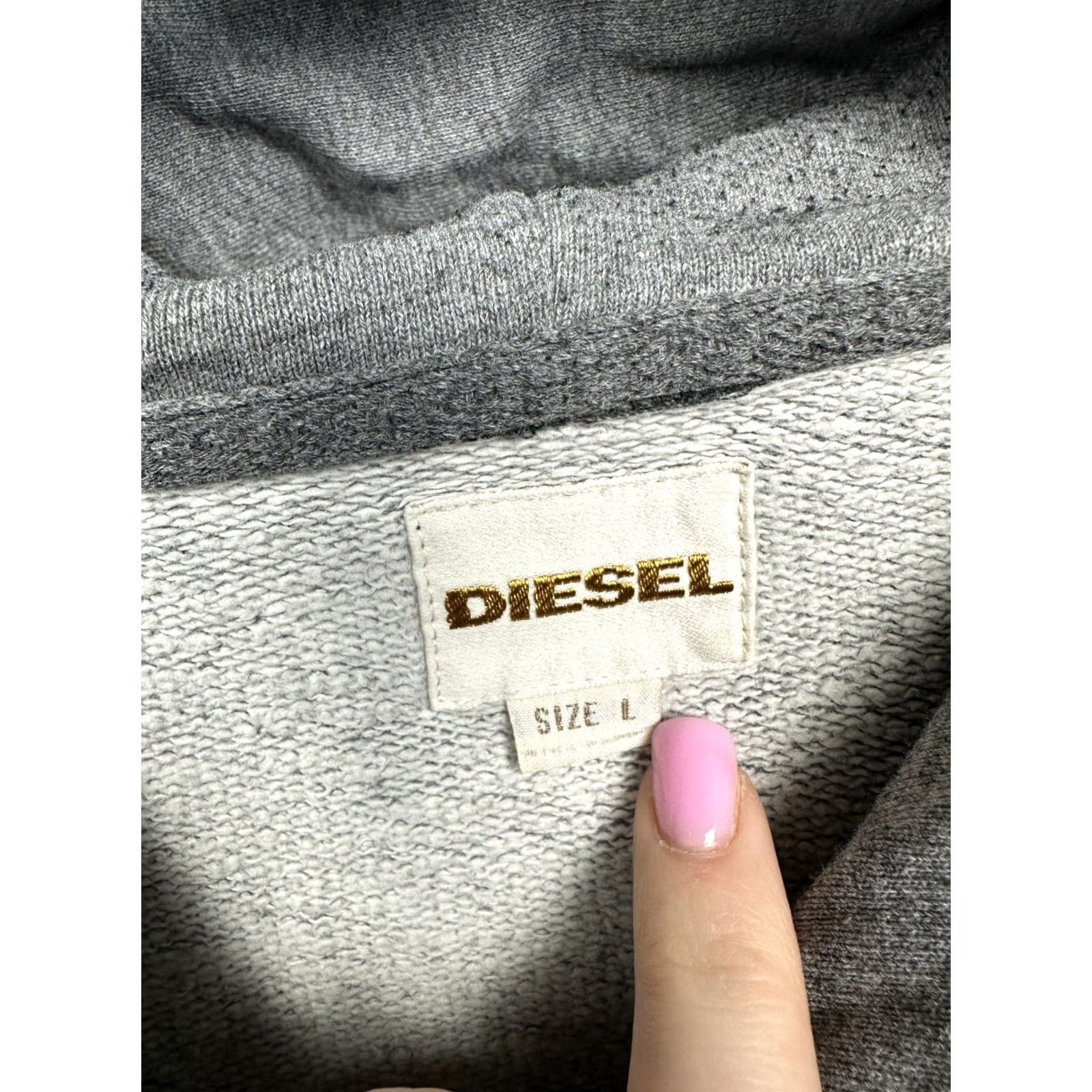 Diesel VINTAGE Diesel Hoodie Mens L Gray Logo Graphic Print Pullover Knit Cotton 50 cm Shoulders 60 cm Sleeves 71 cm Full length Size US L / EU 52-54 / 3 - 4 Thumbnail