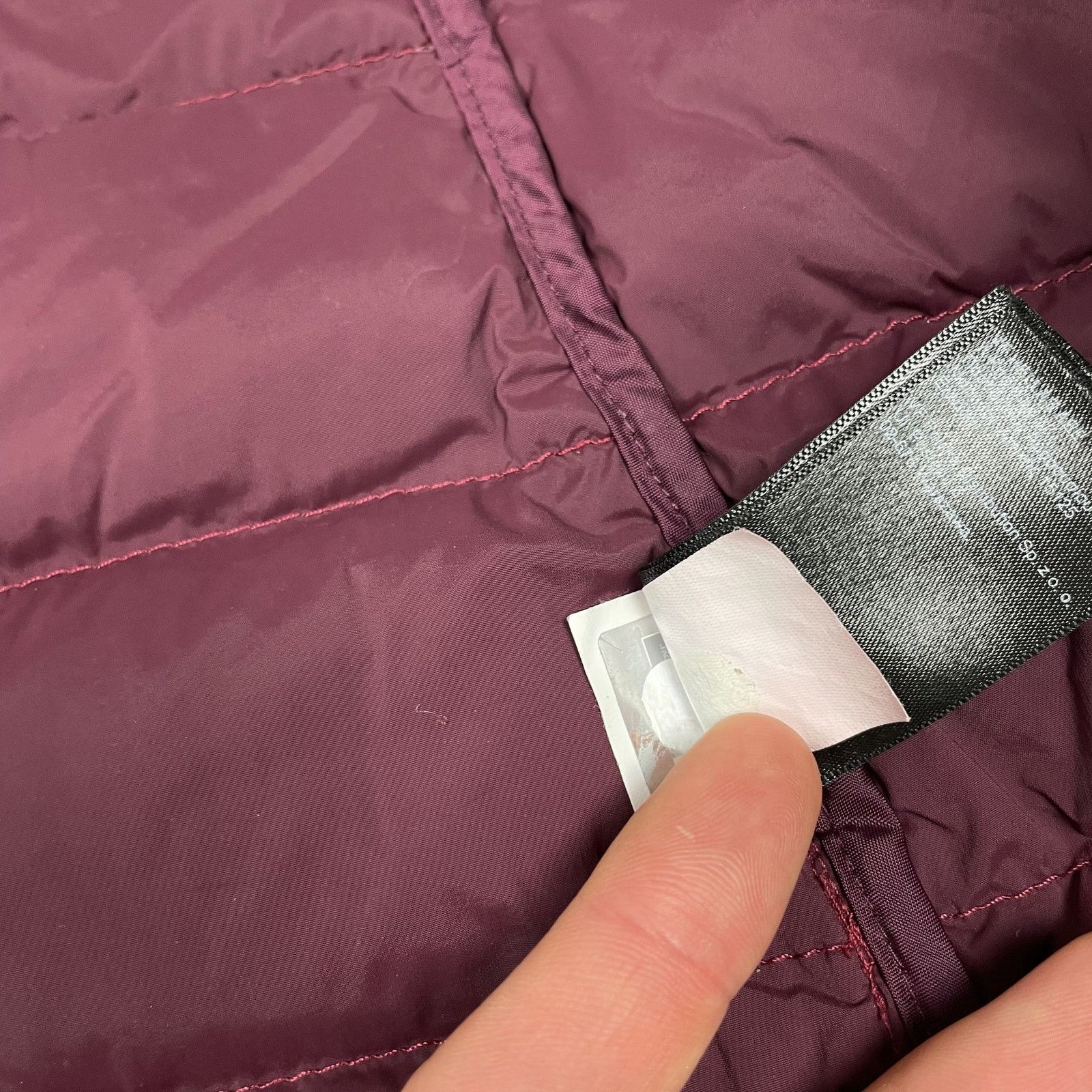 The North Face The North Face Women's Burgundy Full Zip Puffer Jacket Small Size S / US 4 / IT 40 - 17 Thumbnail